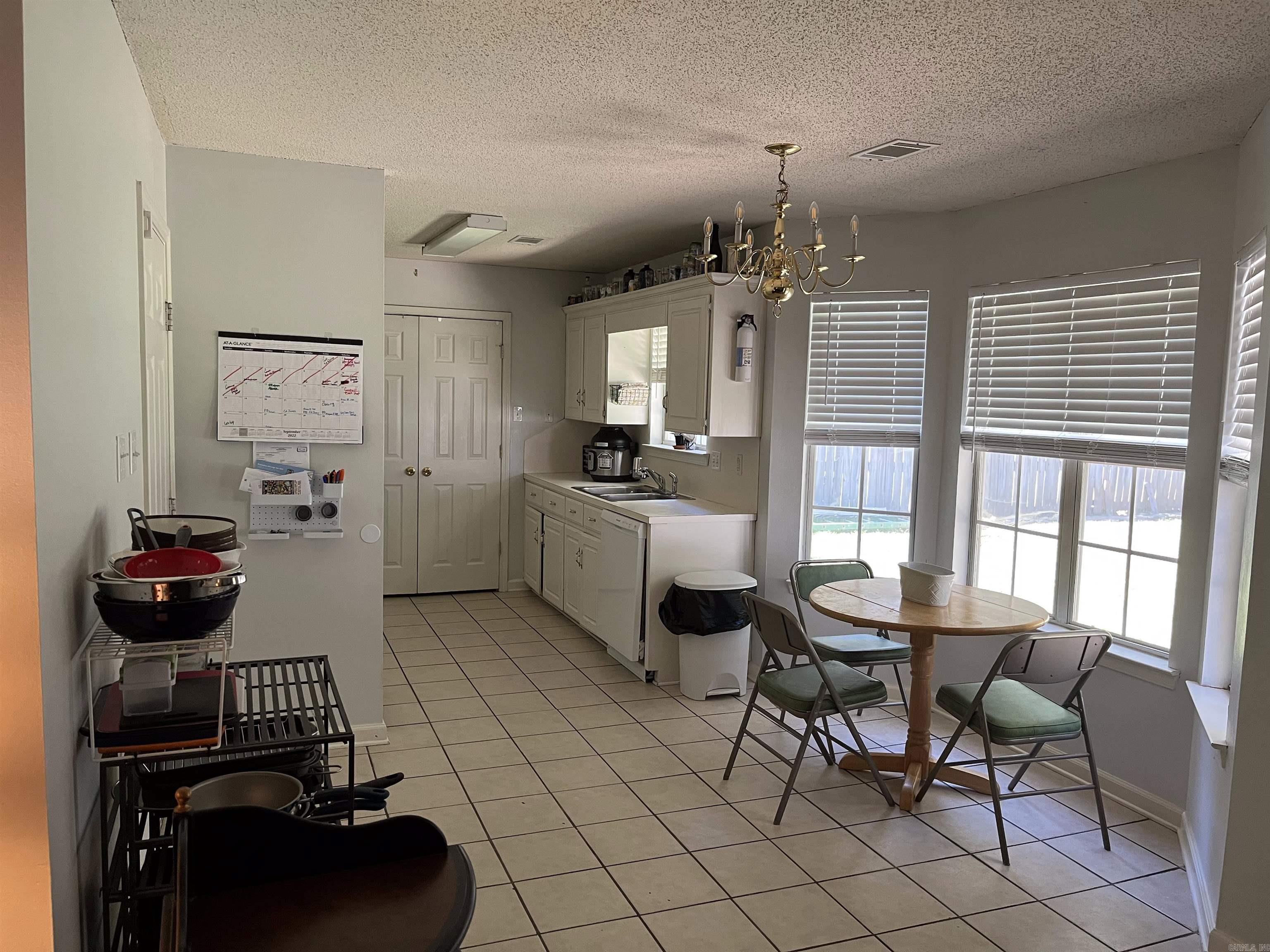 Mattie Lene I - Residential Lease