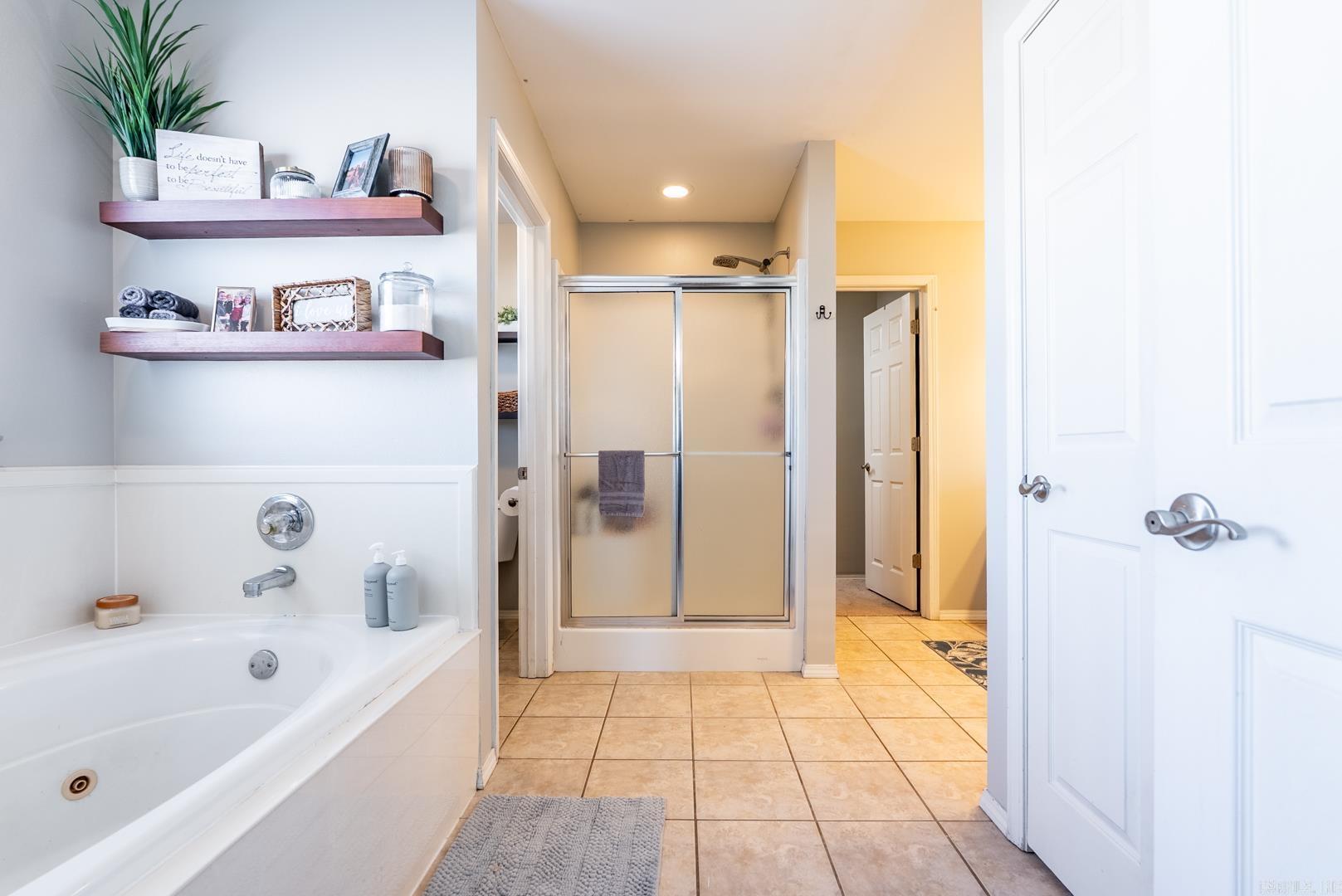 BRYANT MEADOWS - Residential