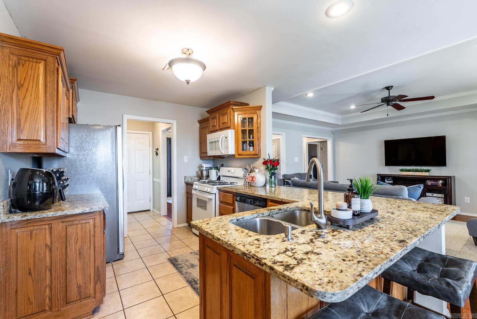 BRYANT MEADOWS - Residential