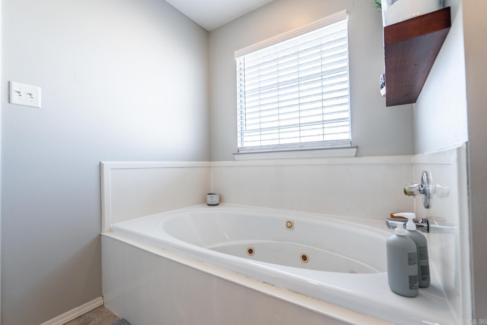 BRYANT MEADOWS - Residential