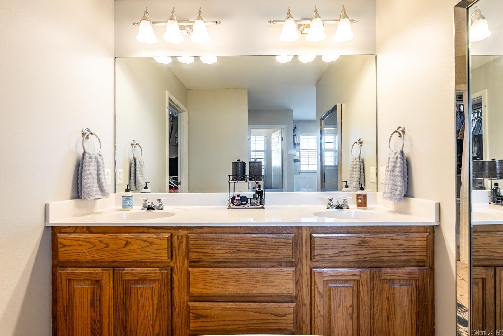 BRYANT MEADOWS - Residential