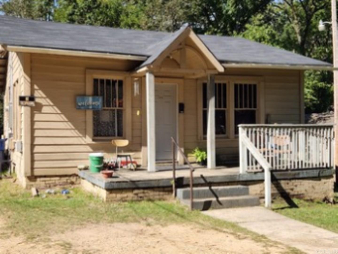 Investment property. Already occupied. Can be sold as a package deal with 2224 Rich.