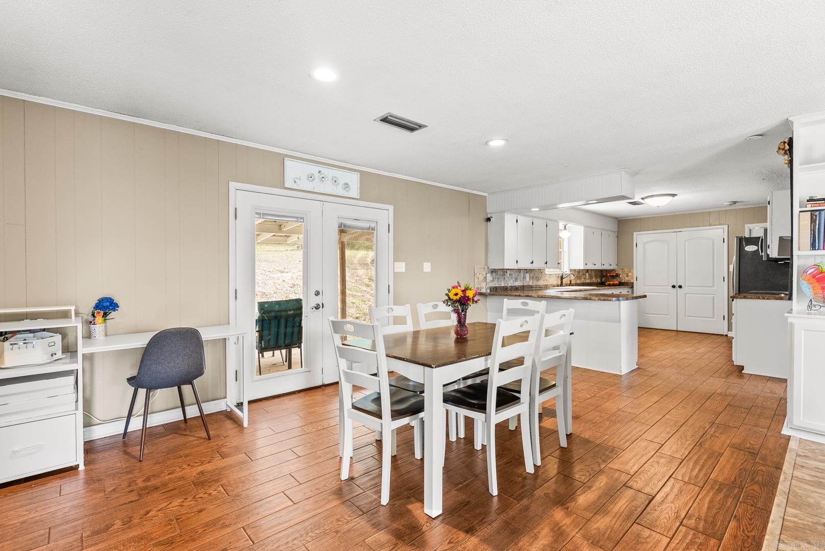 TREASURE HILL - Residential