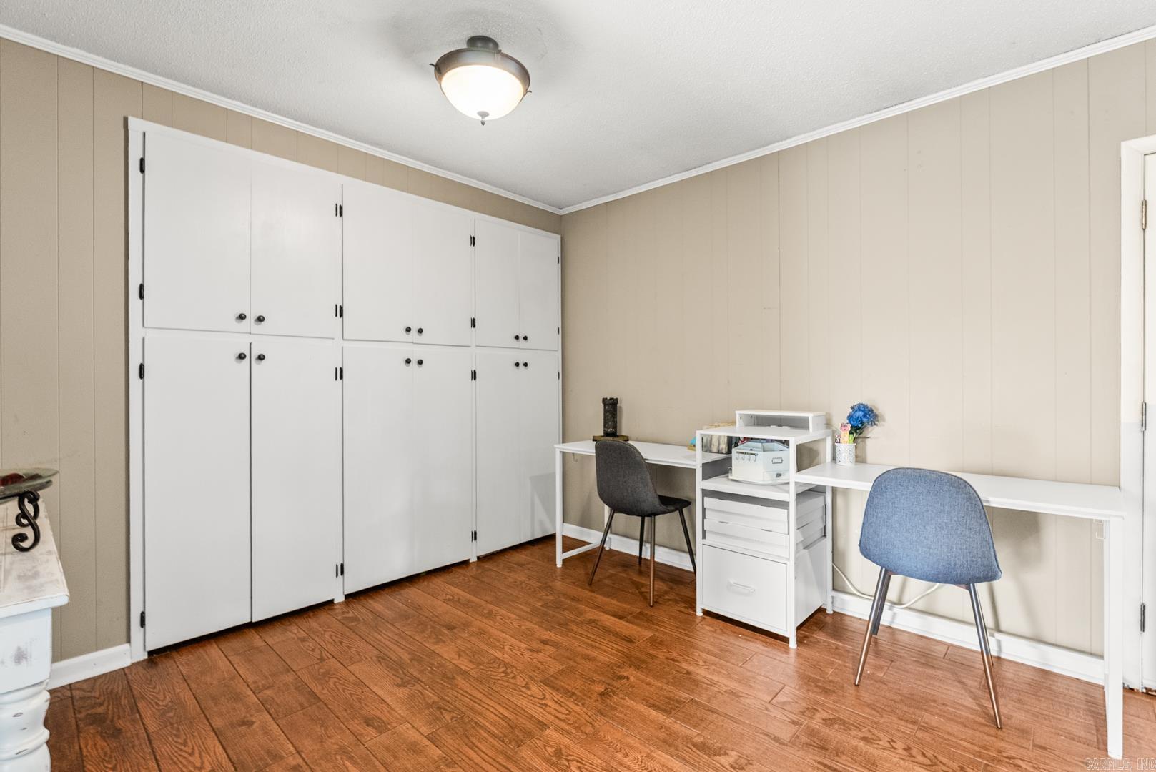 TREASURE HILL - Residential