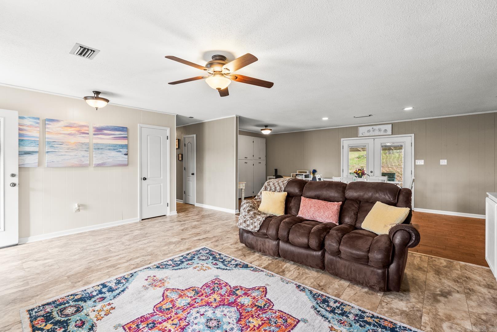 TREASURE HILL - Residential