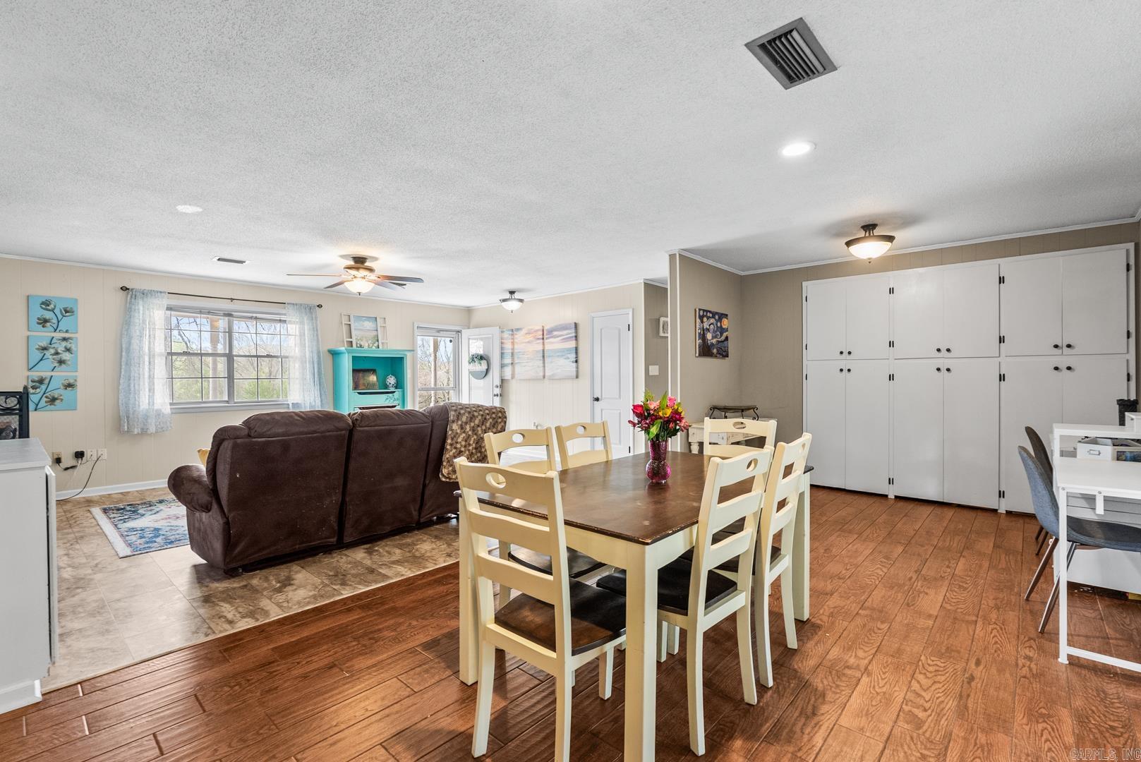 TREASURE HILL - Residential