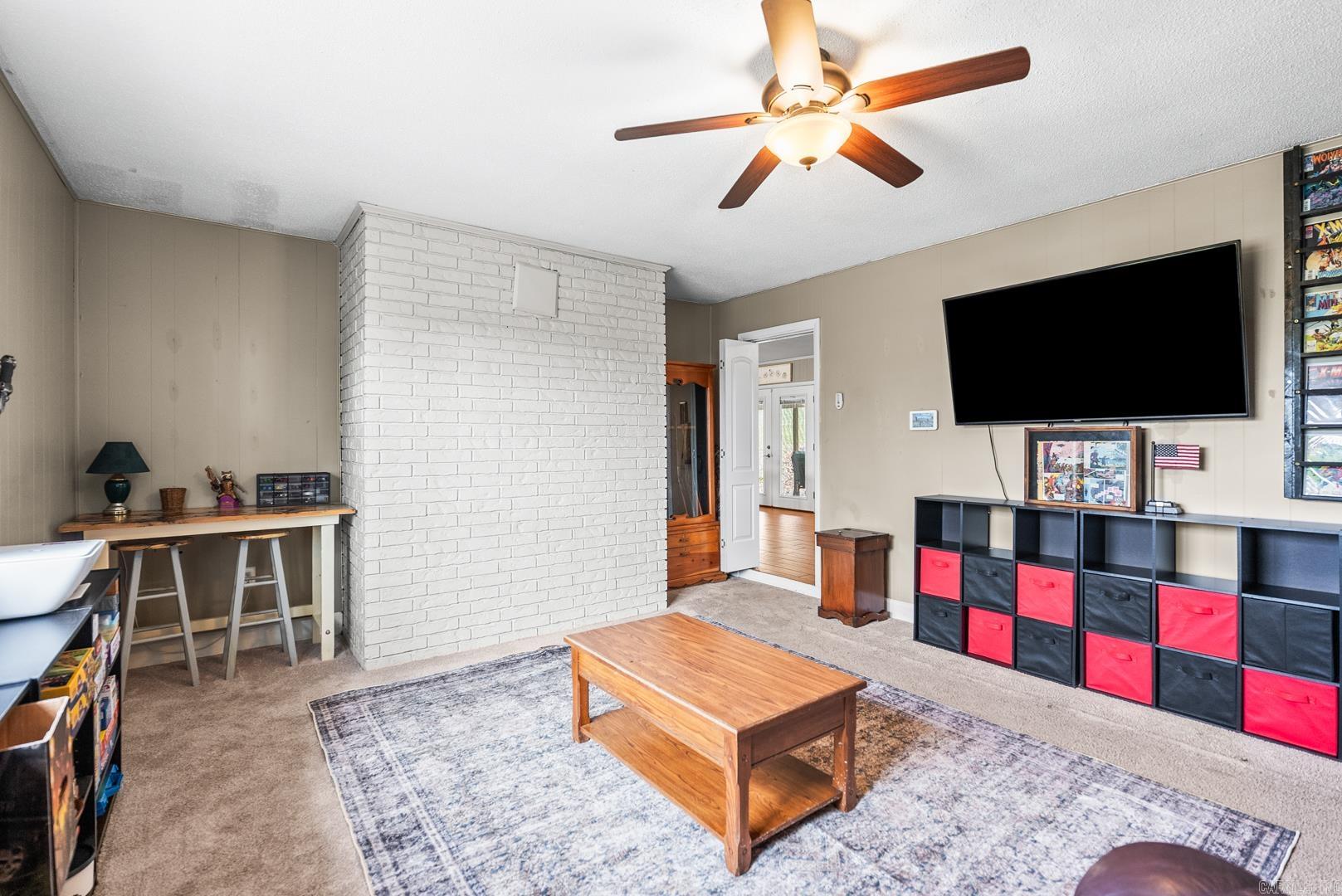 TREASURE HILL - Residential