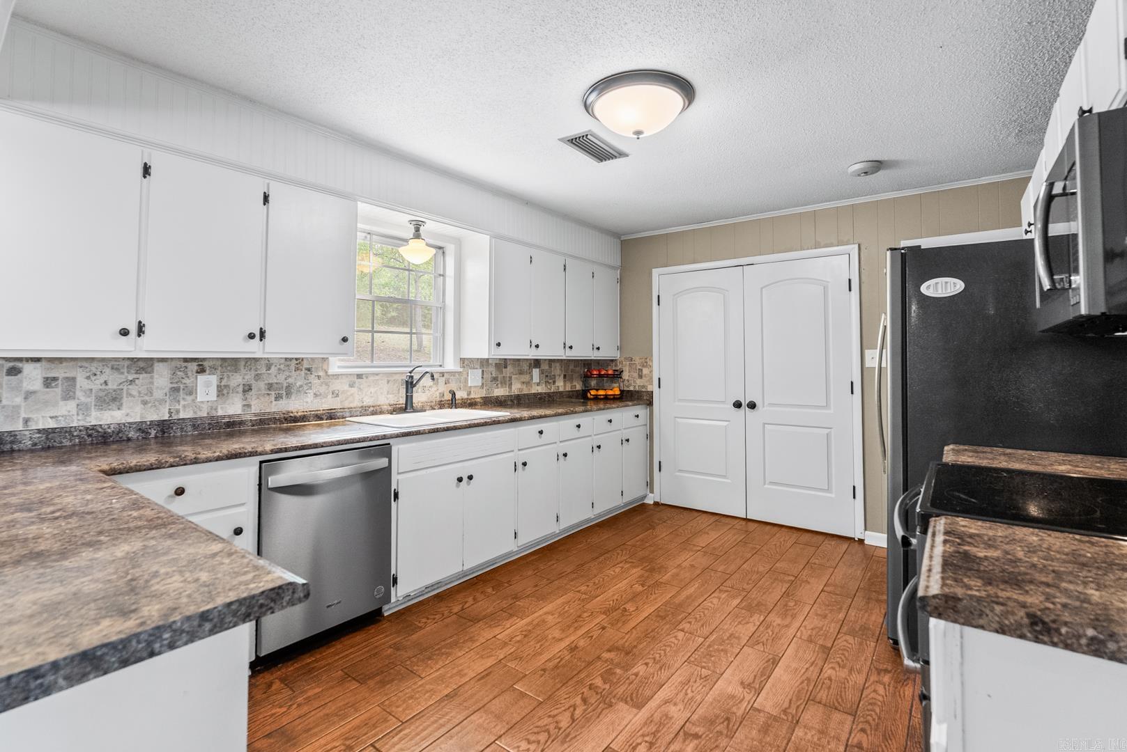 TREASURE HILL - Residential