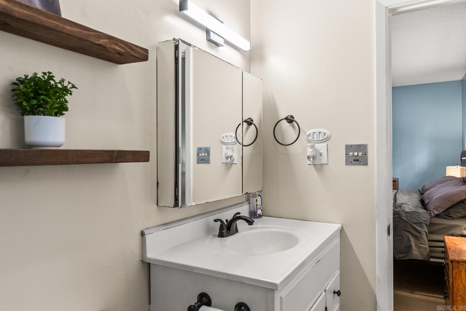 TREASURE HILL - Residential