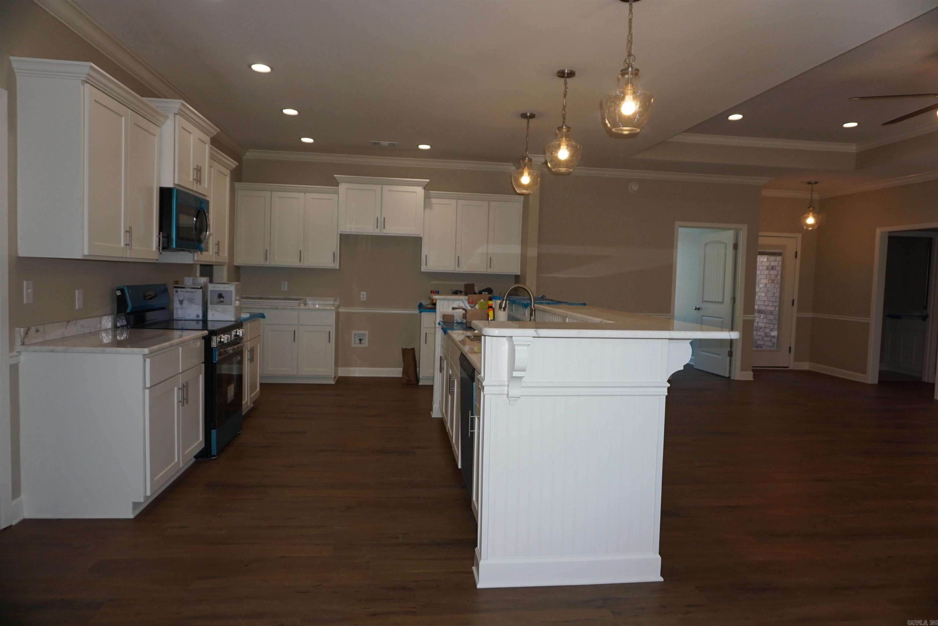 SADDLEBROOK EST - Residential