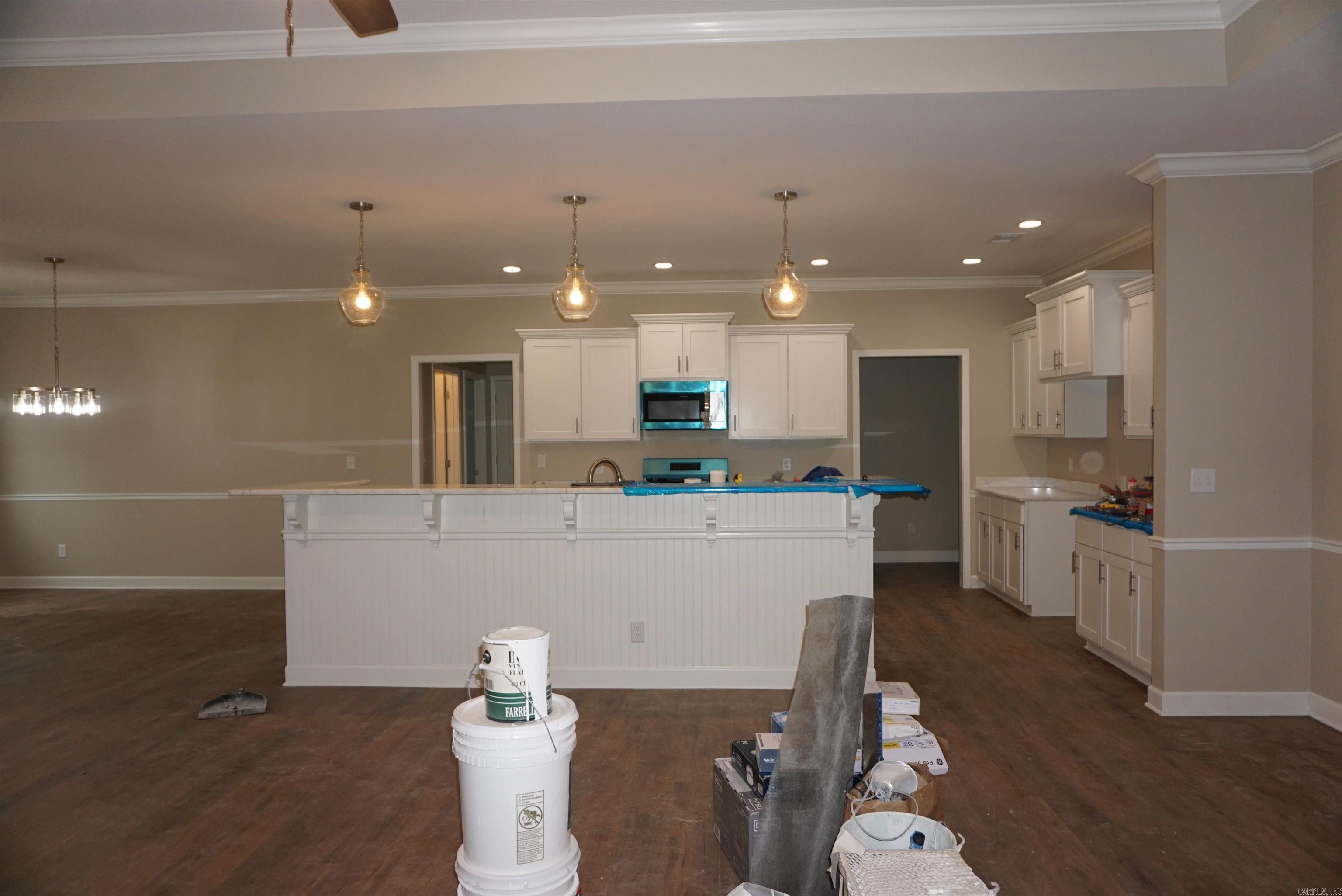 SADDLEBROOK EST - Residential