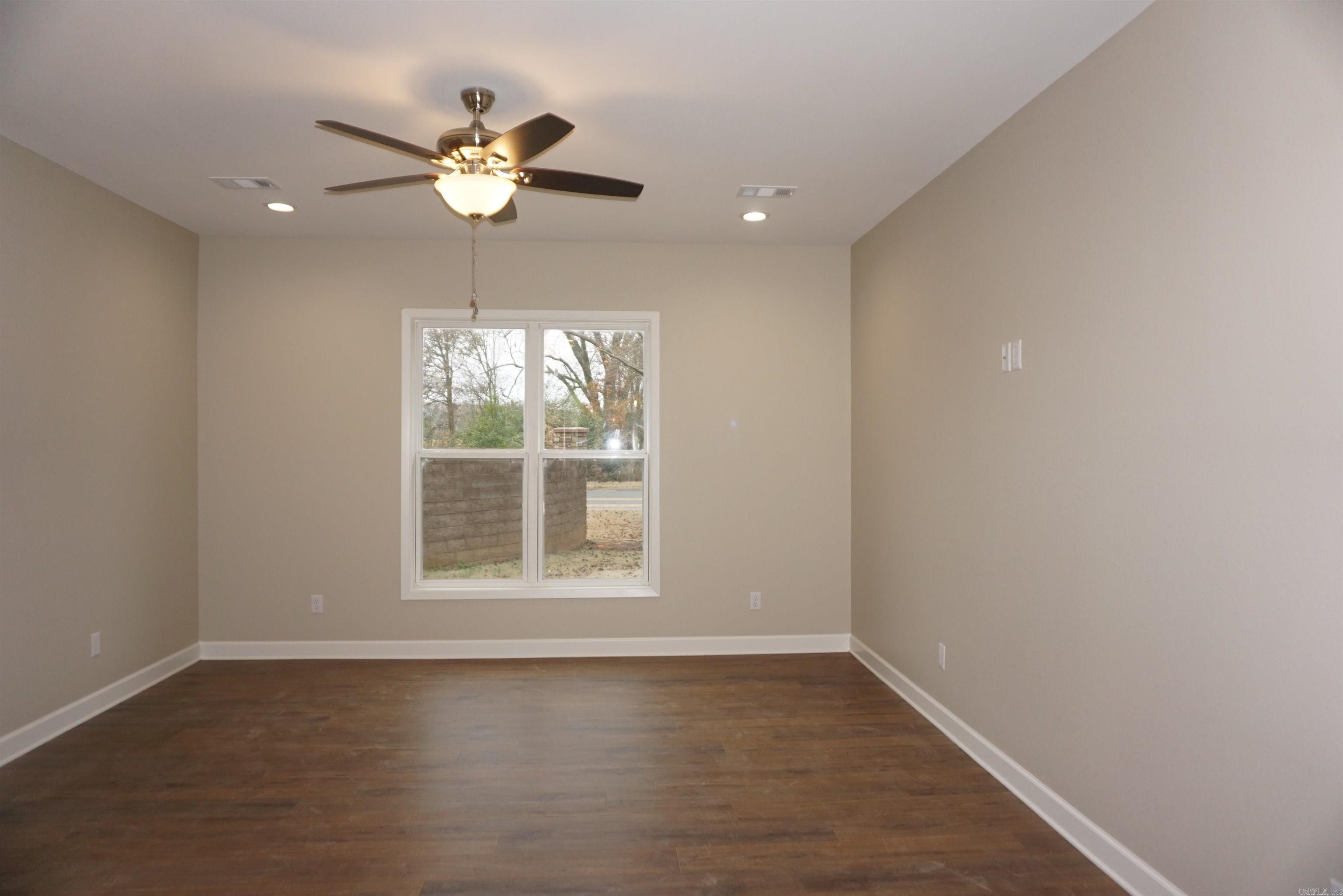 SADDLEBROOK EST - Residential