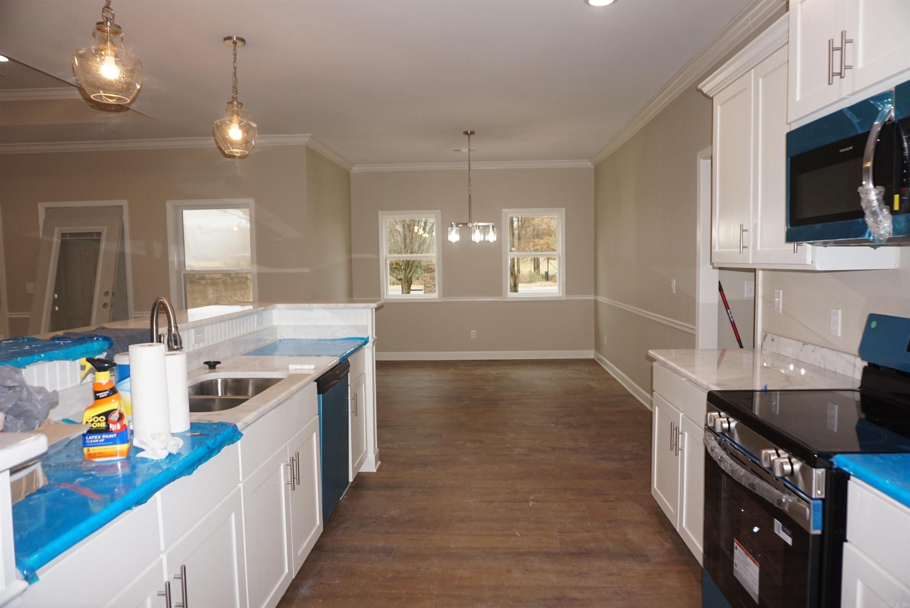 SADDLEBROOK EST - Residential