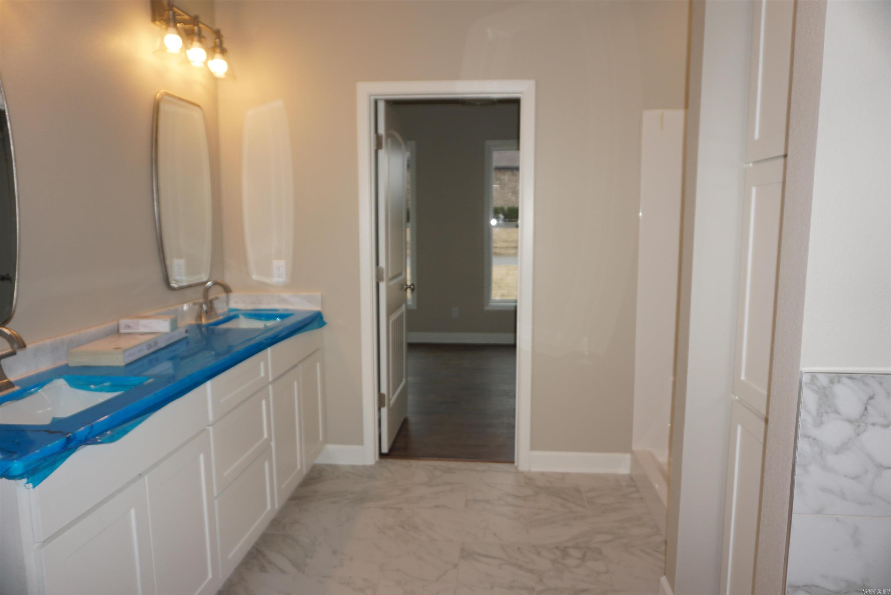 SADDLEBROOK EST - Residential