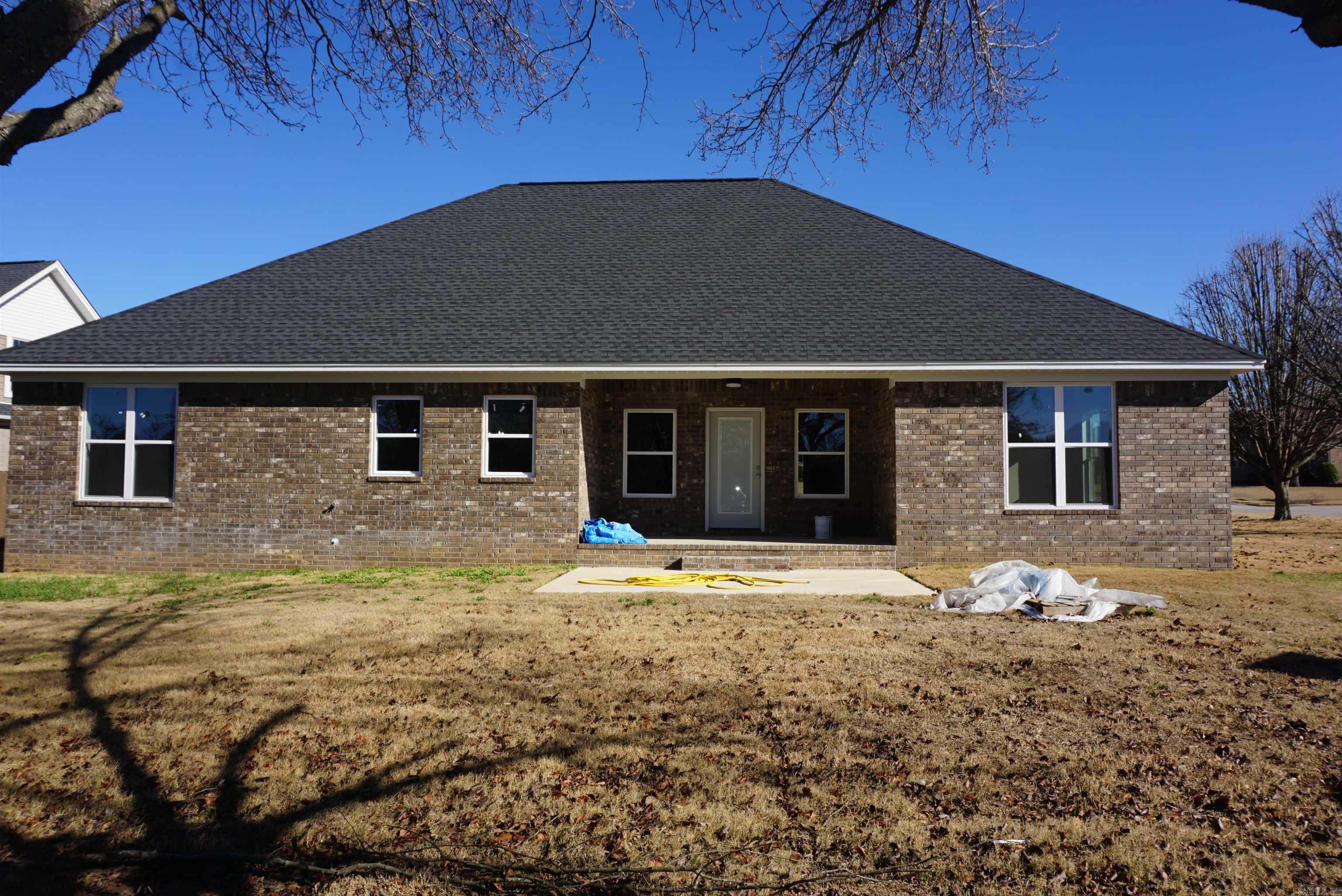 SADDLEBROOK EST - Residential