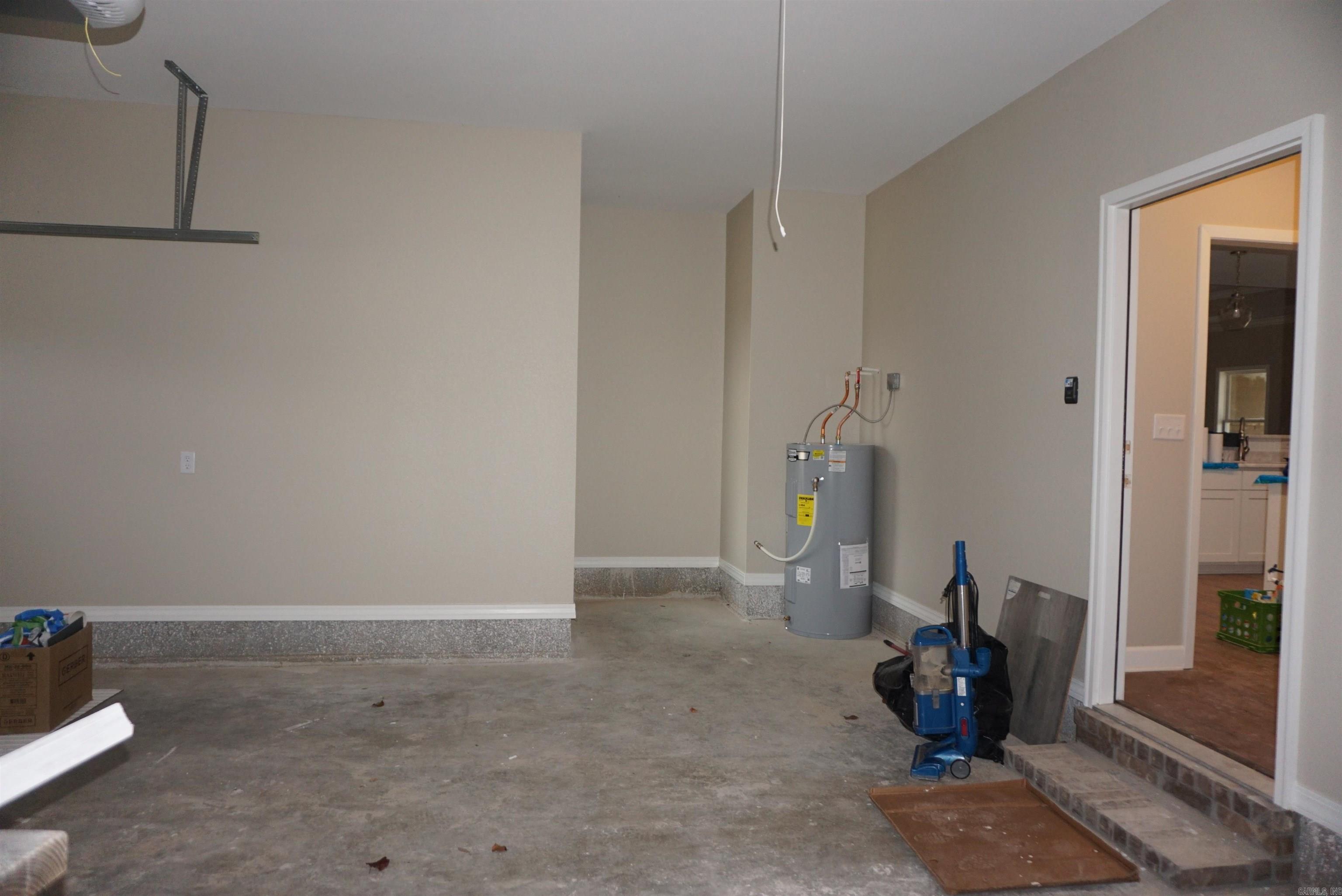 SADDLEBROOK EST - Residential