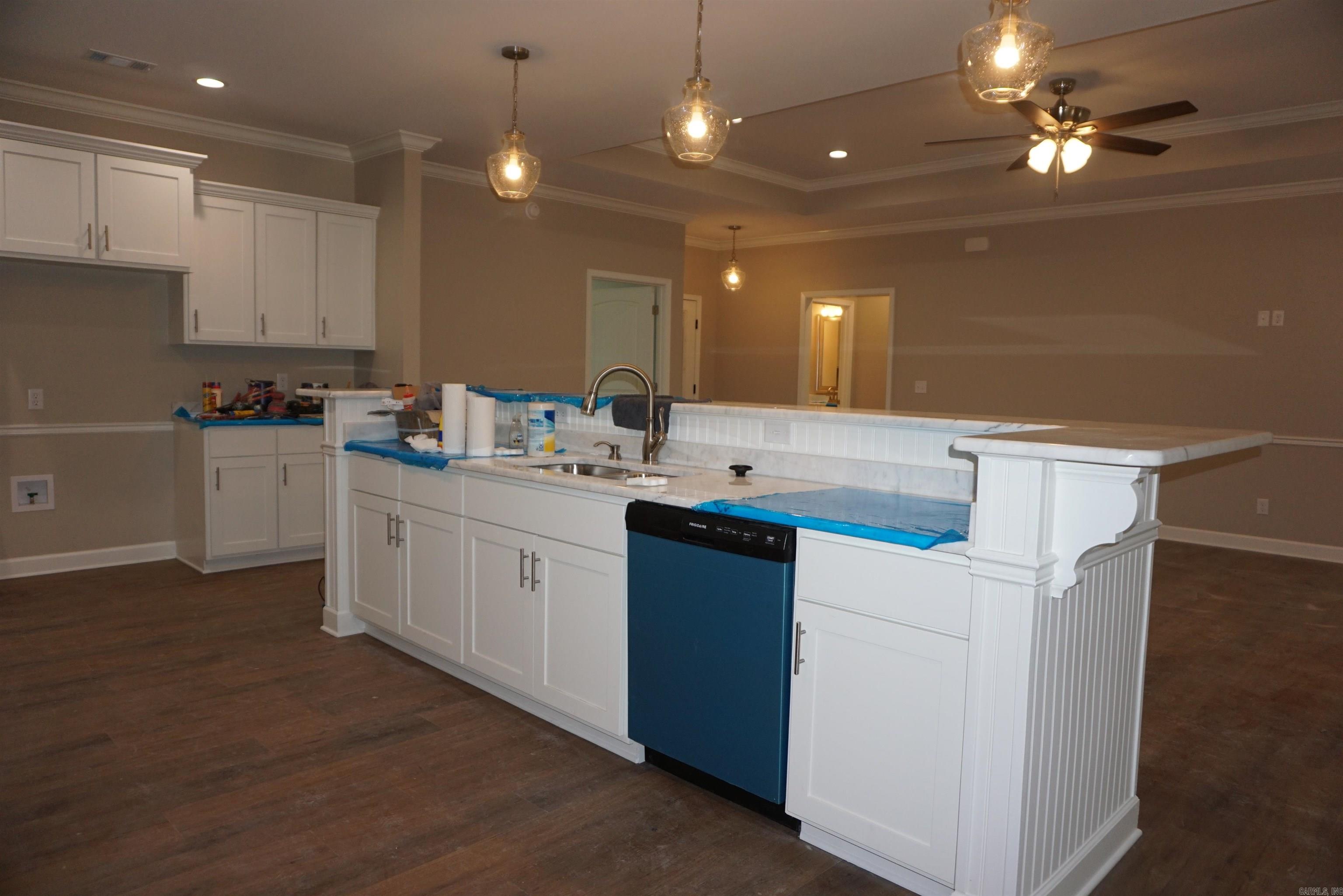 SADDLEBROOK EST - Residential