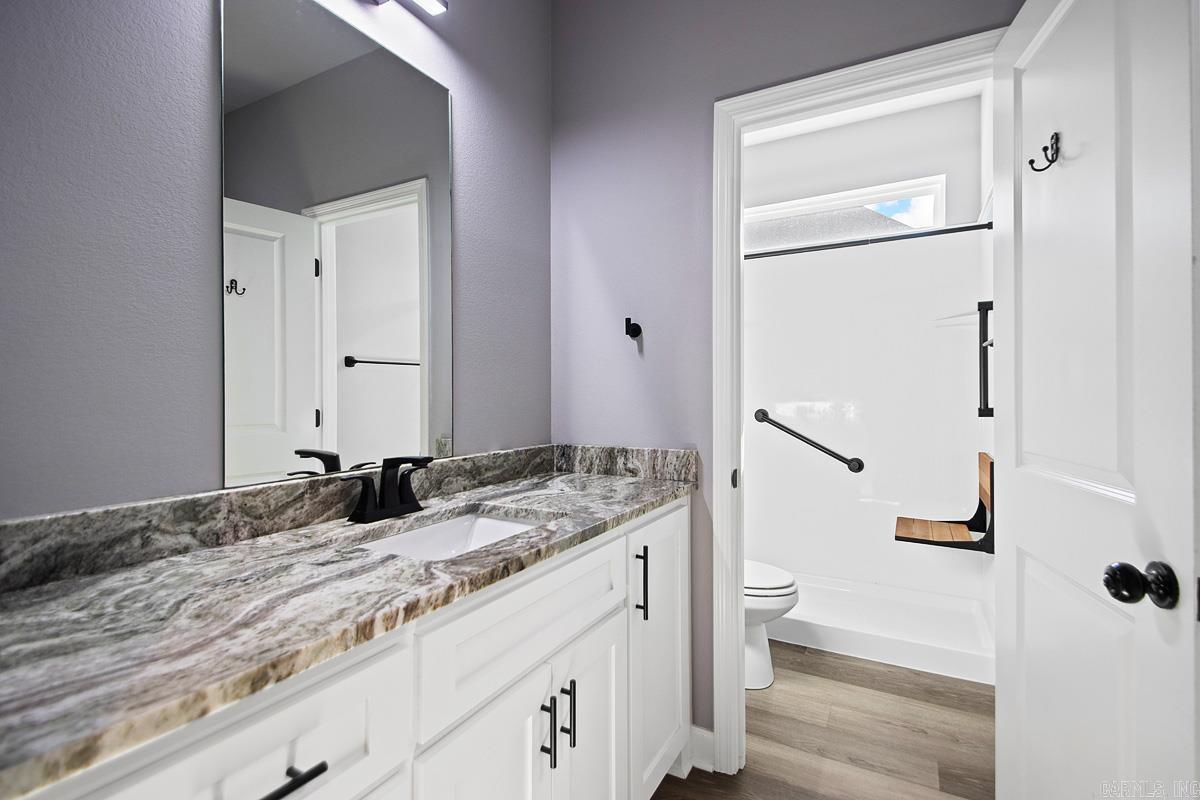 MAGNOLIA VILLAGE - Residential