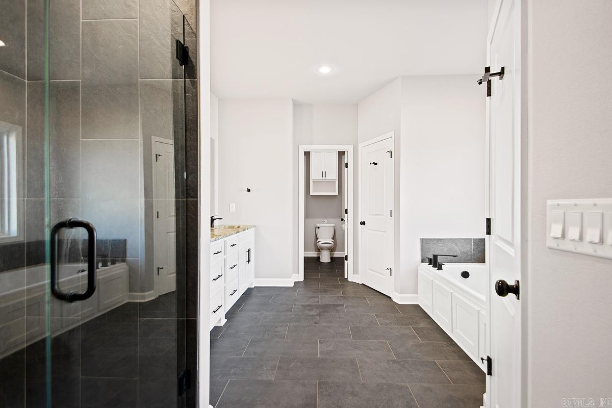 MAGNOLIA VILLAGE - Residential