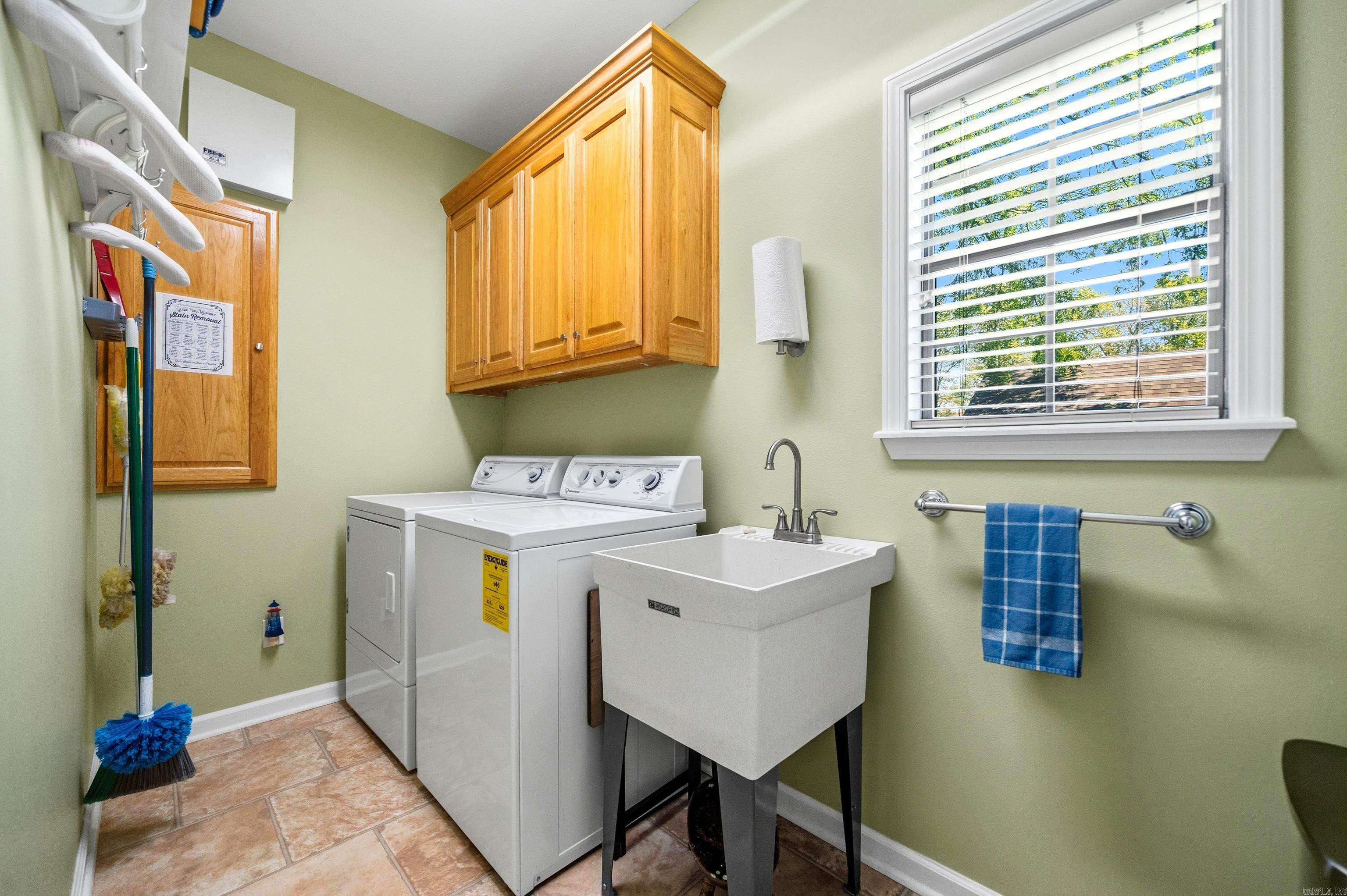 LAKE FOREST SHORES - Residential