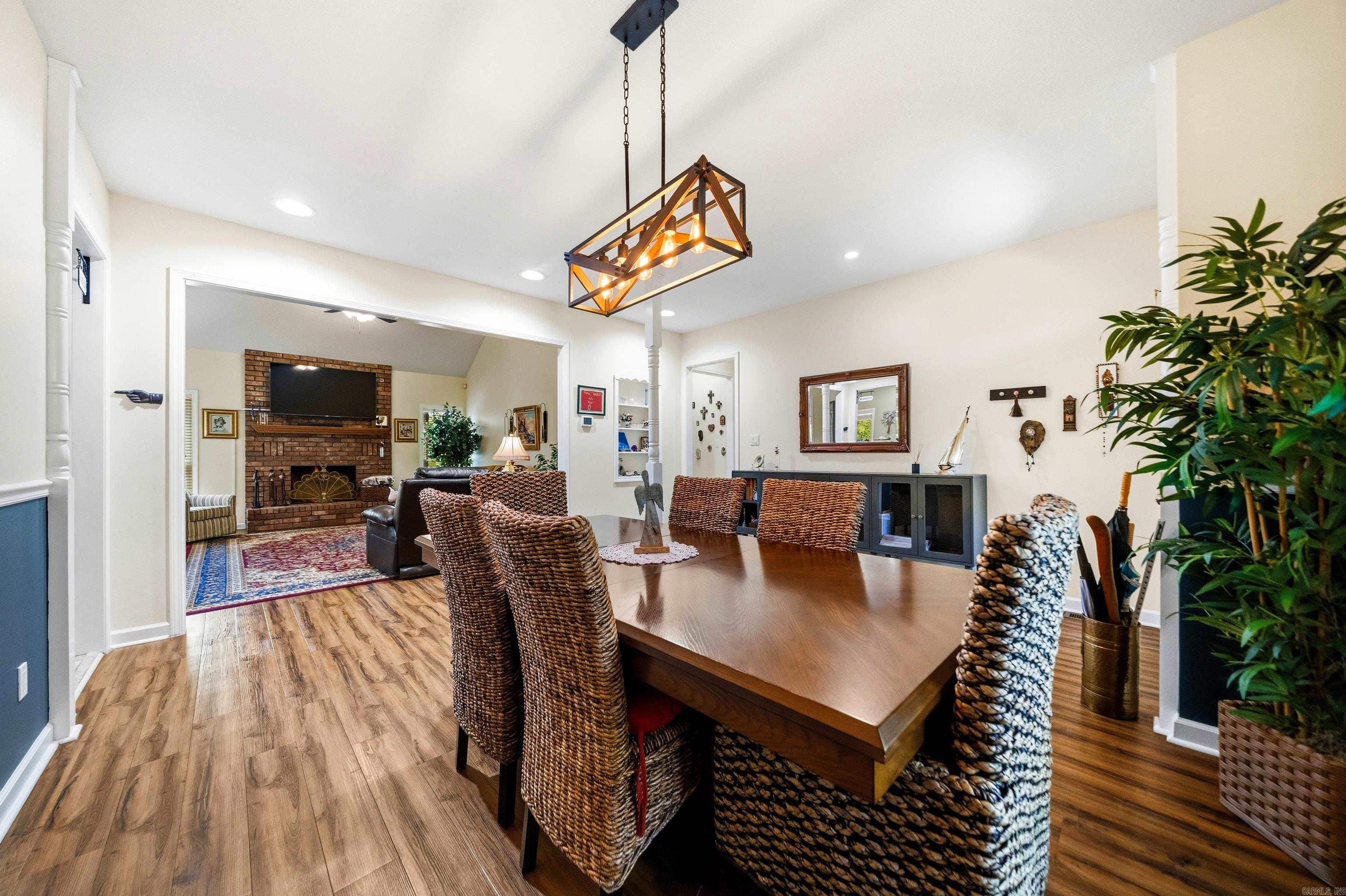 LAKE FOREST SHORES - Residential