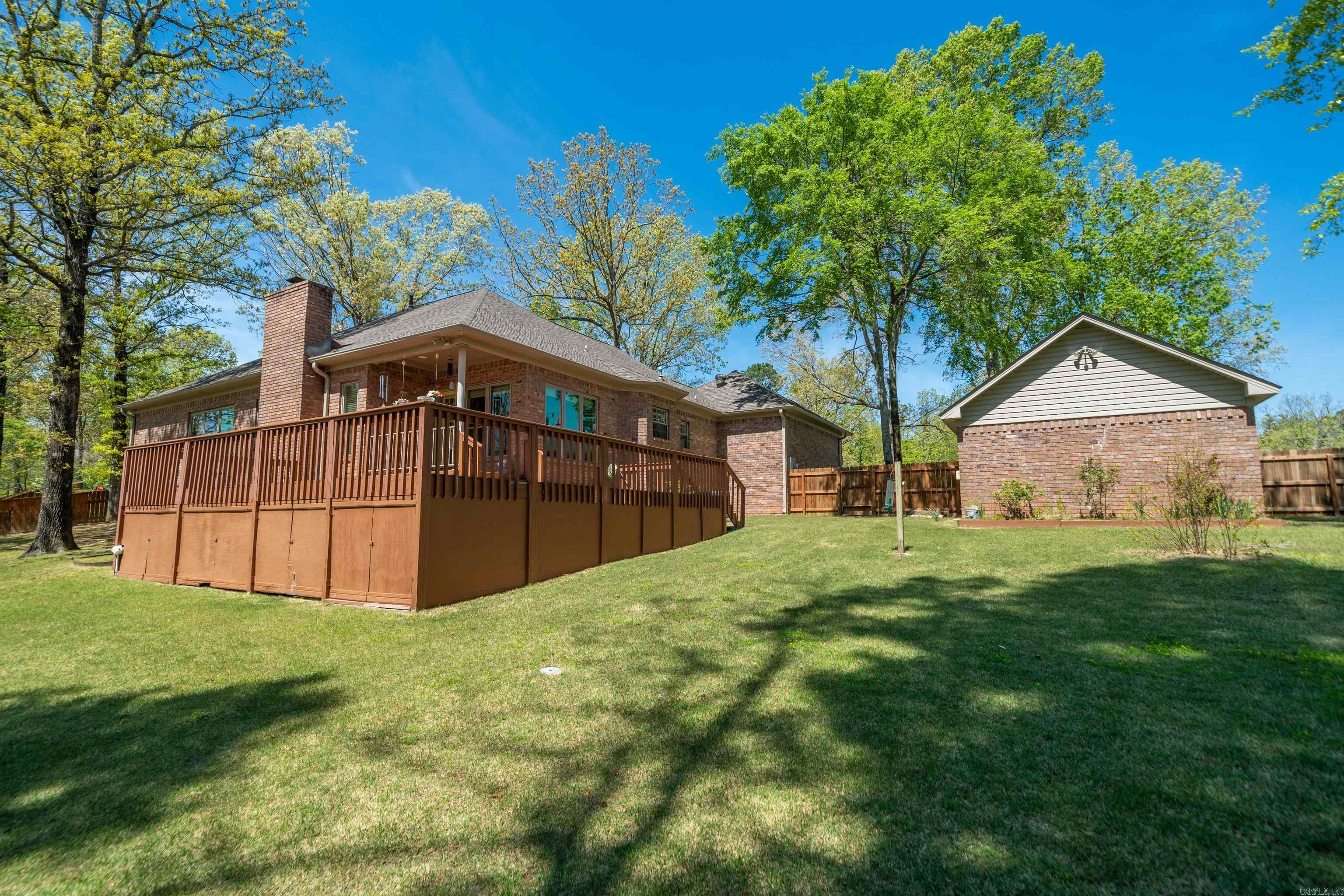 LAKE FOREST SHORES - Residential