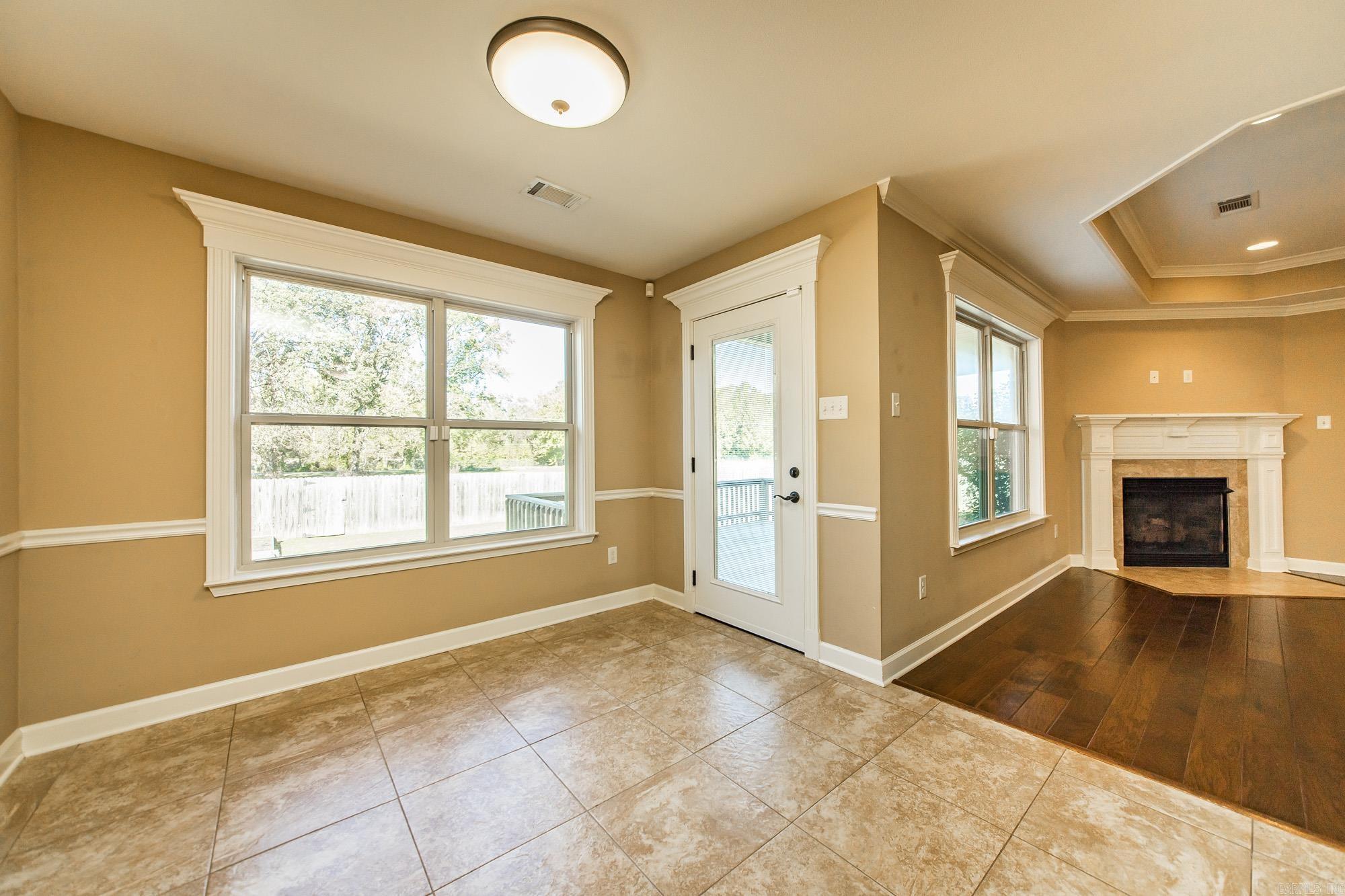 JAXON TERRACE - Residential