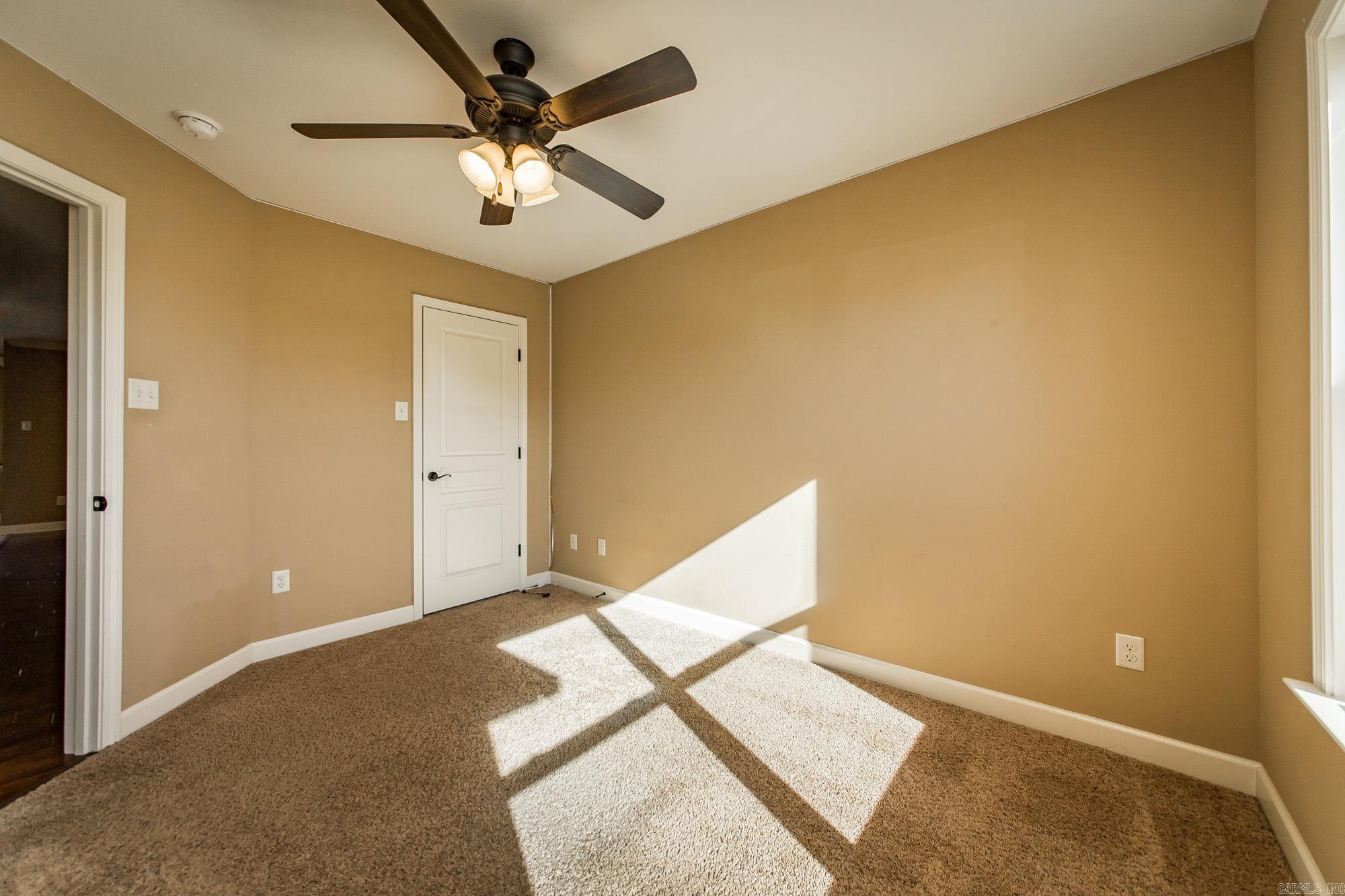 JAXON TERRACE - Residential