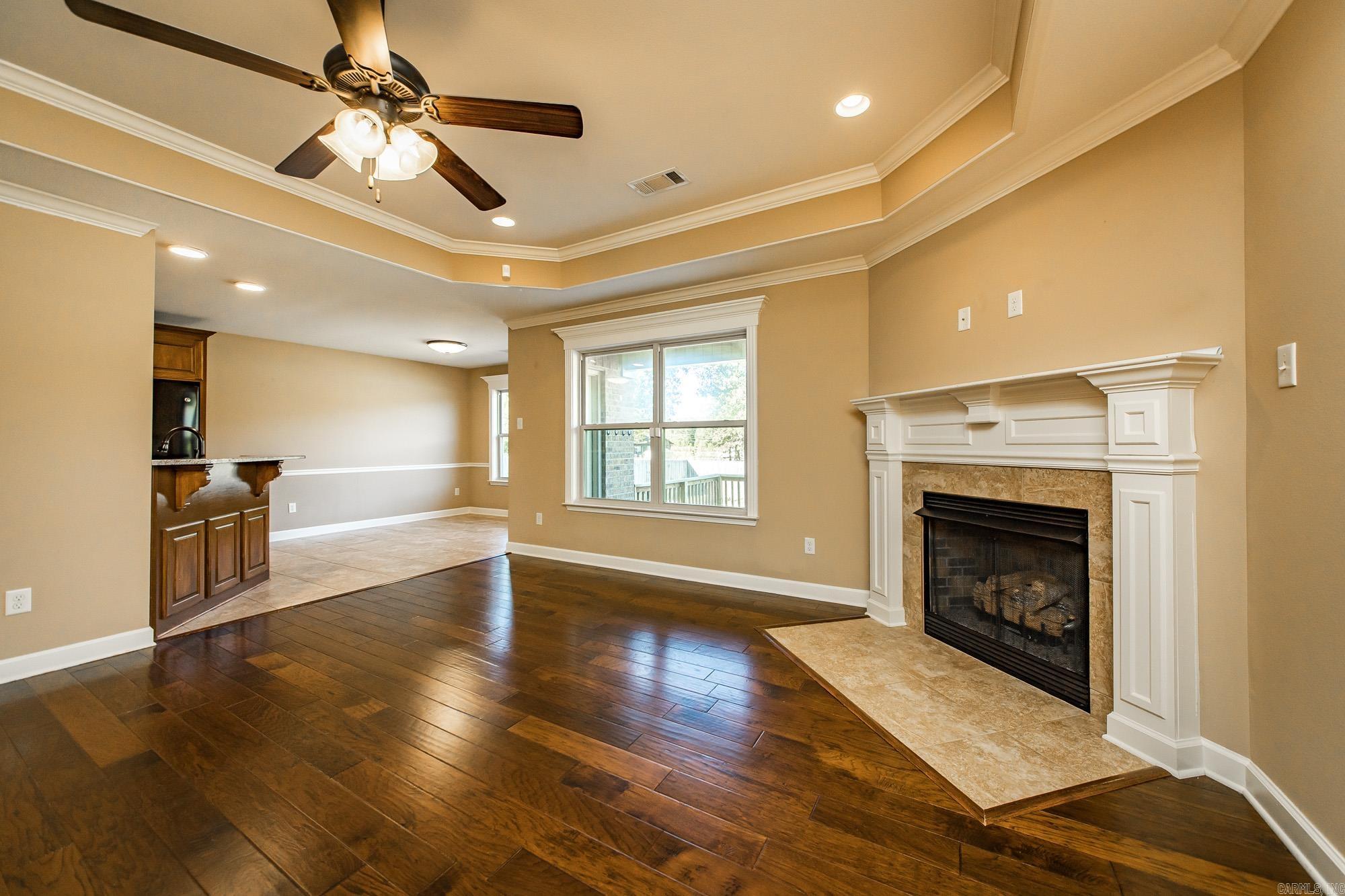 JAXON TERRACE - Residential