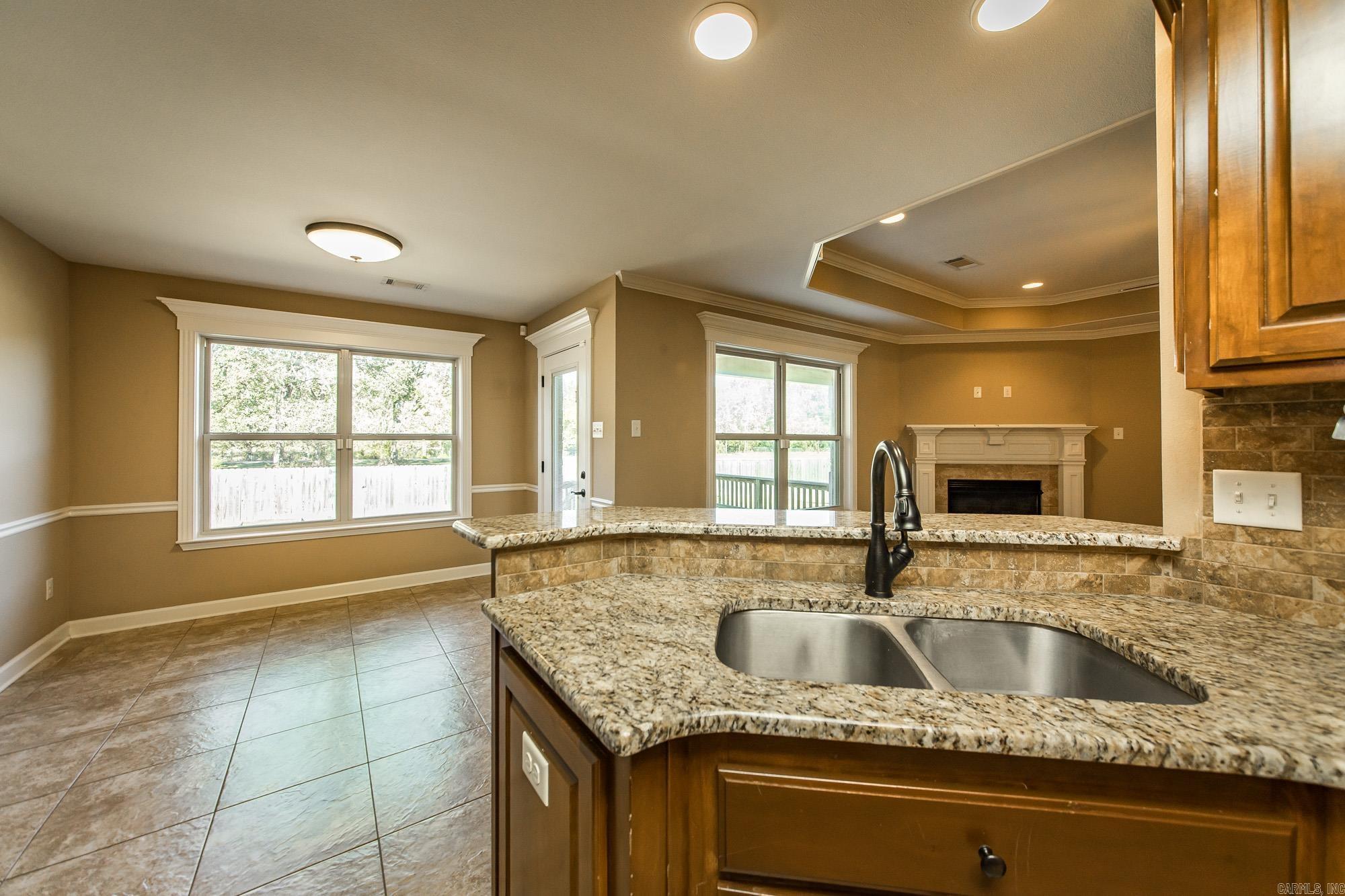 JAXON TERRACE - Residential