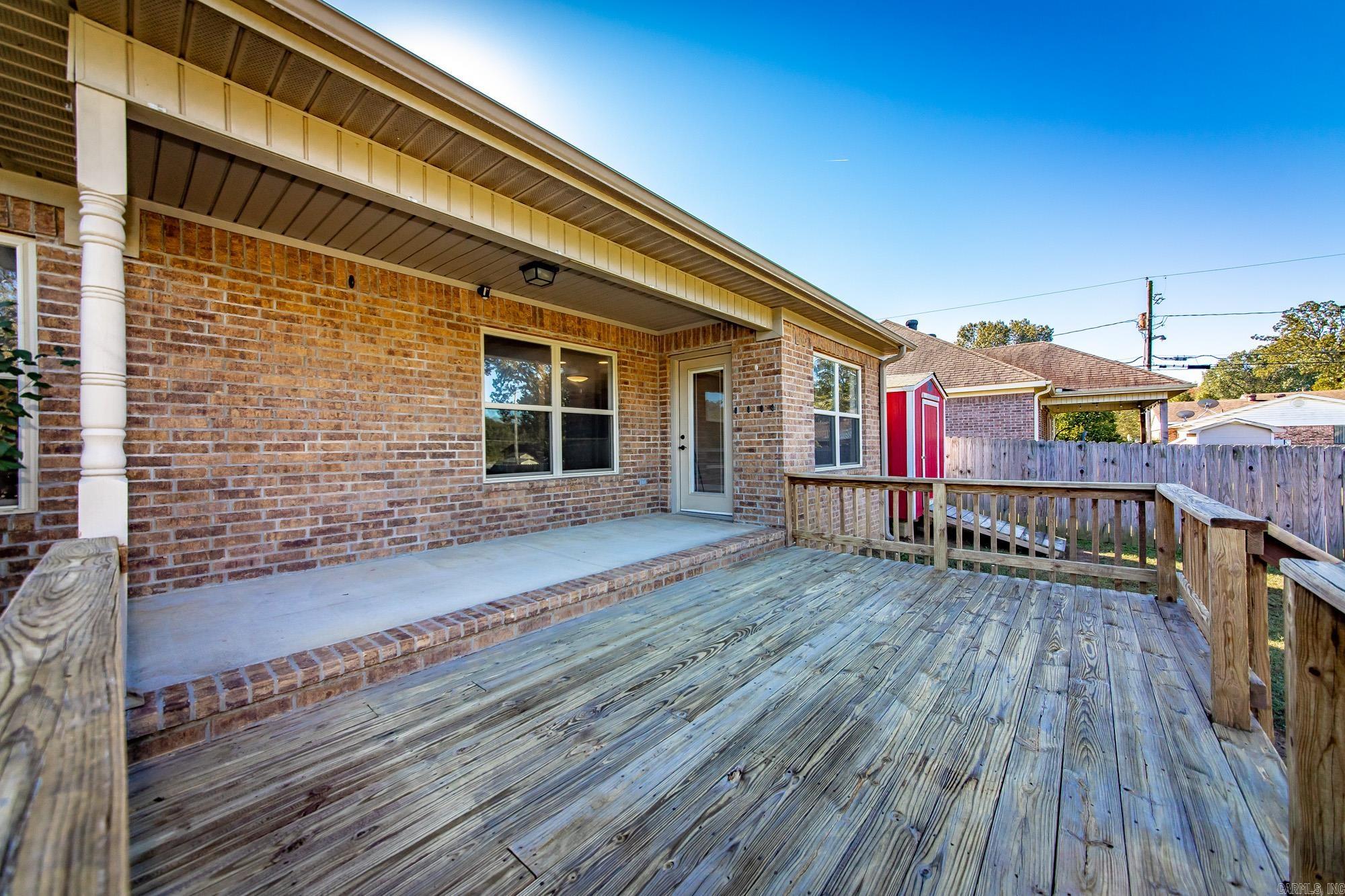 JAXON TERRACE - Residential