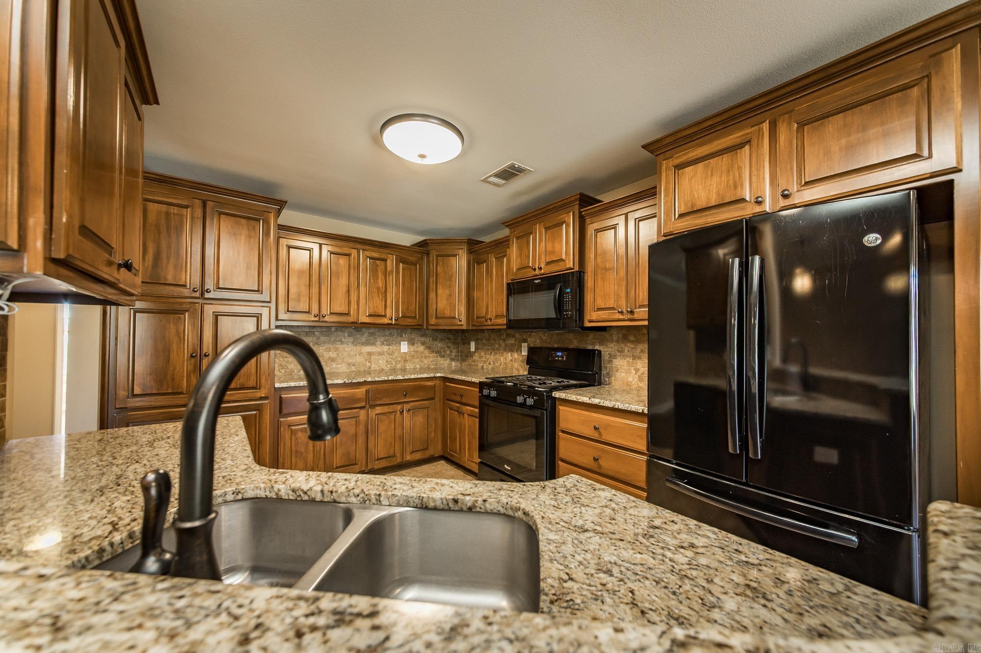 JAXON TERRACE - Residential