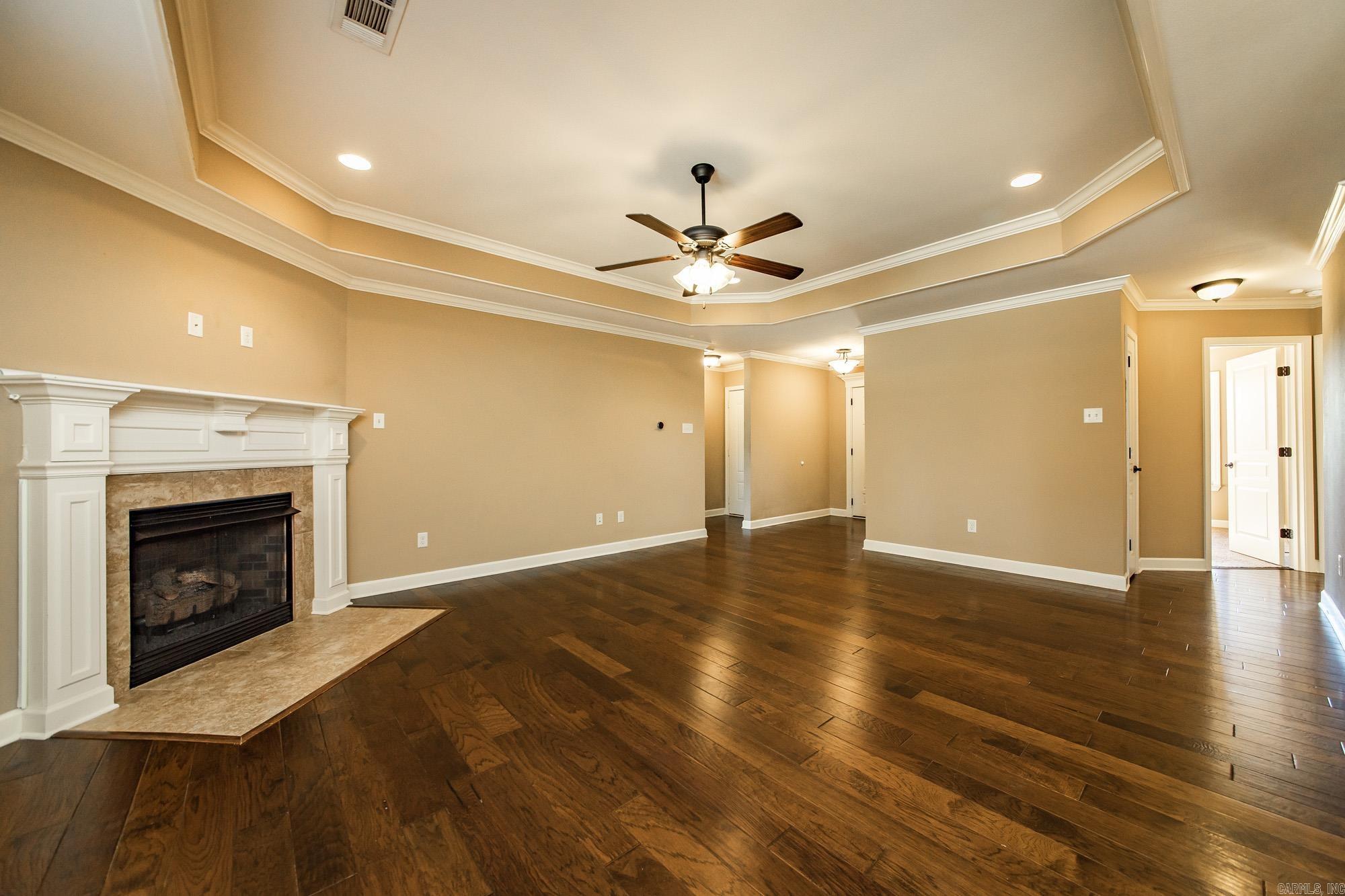 JAXON TERRACE - Residential