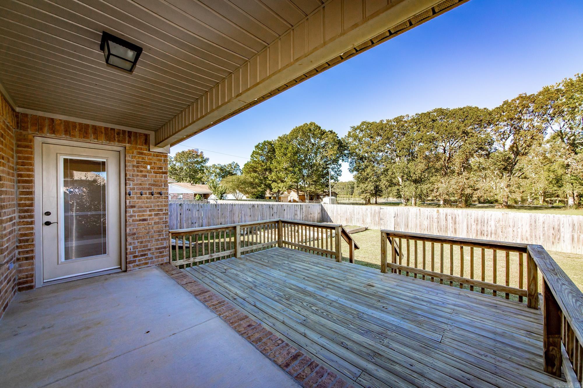 JAXON TERRACE - Residential