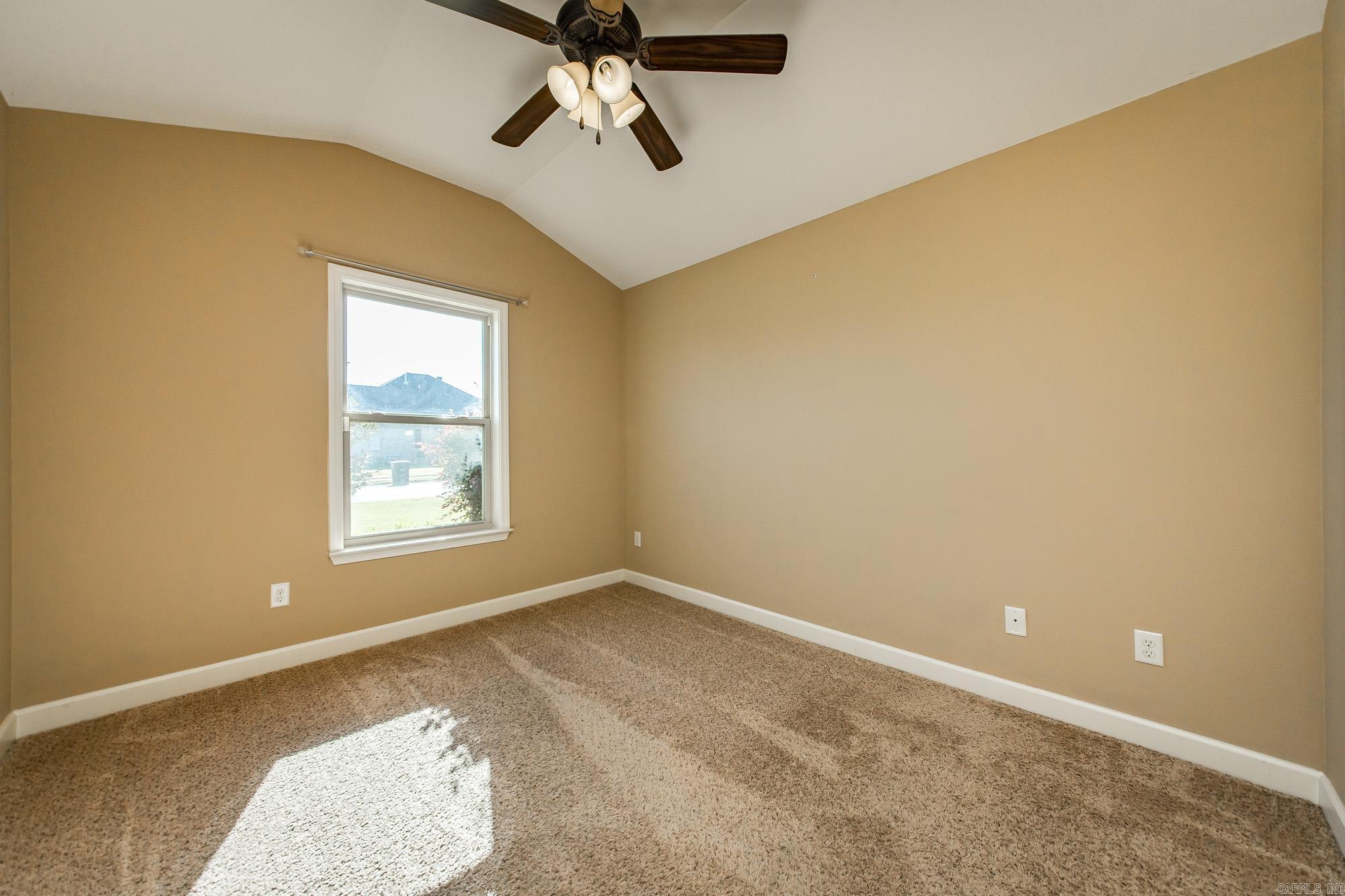 JAXON TERRACE - Residential