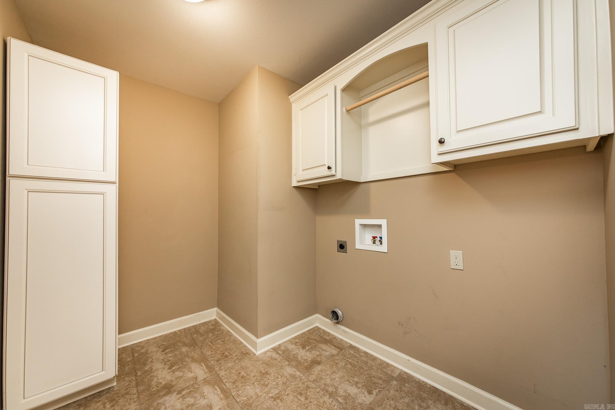 JAXON TERRACE - Residential