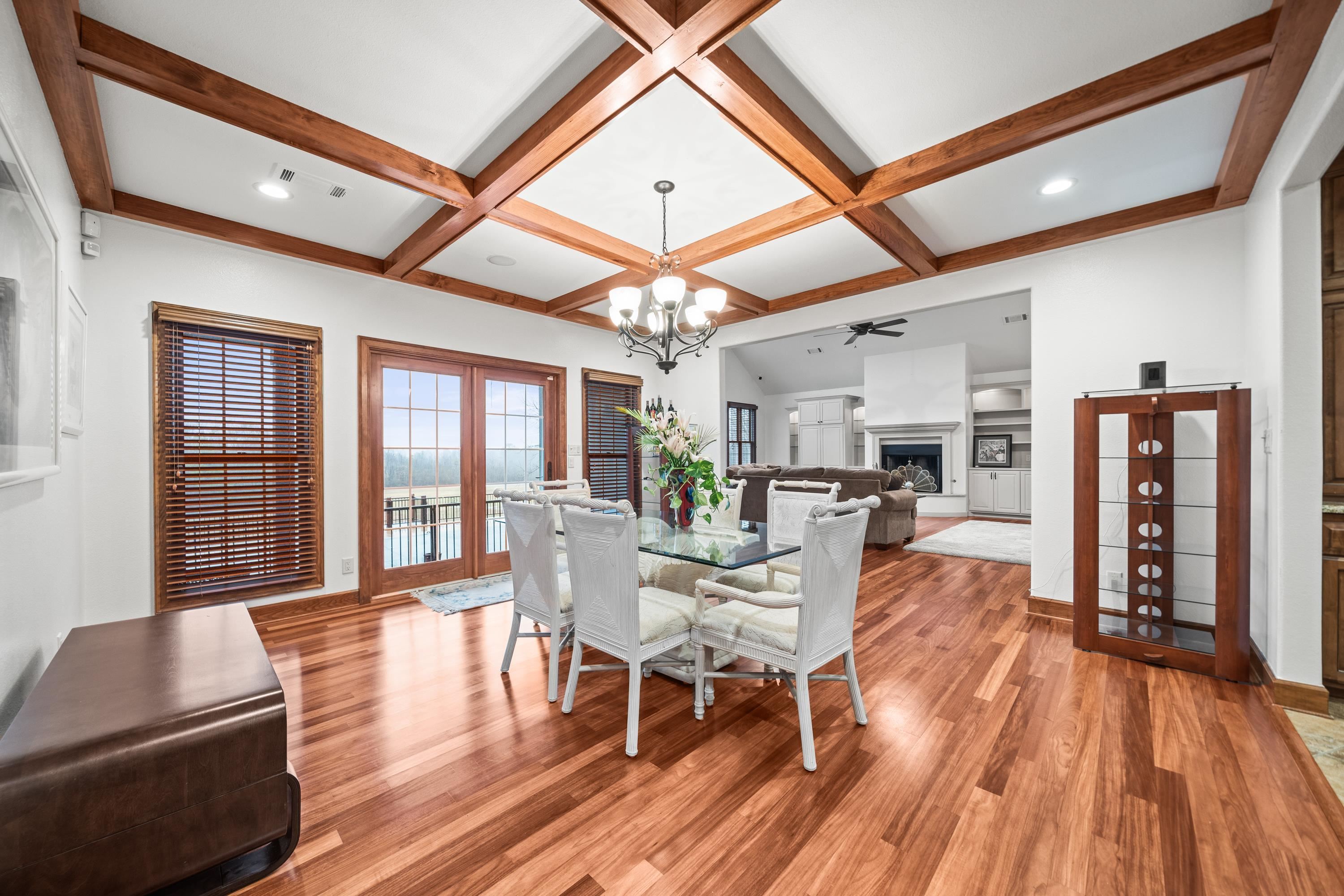 WOODLAND VALLEY ESTATES - Residential