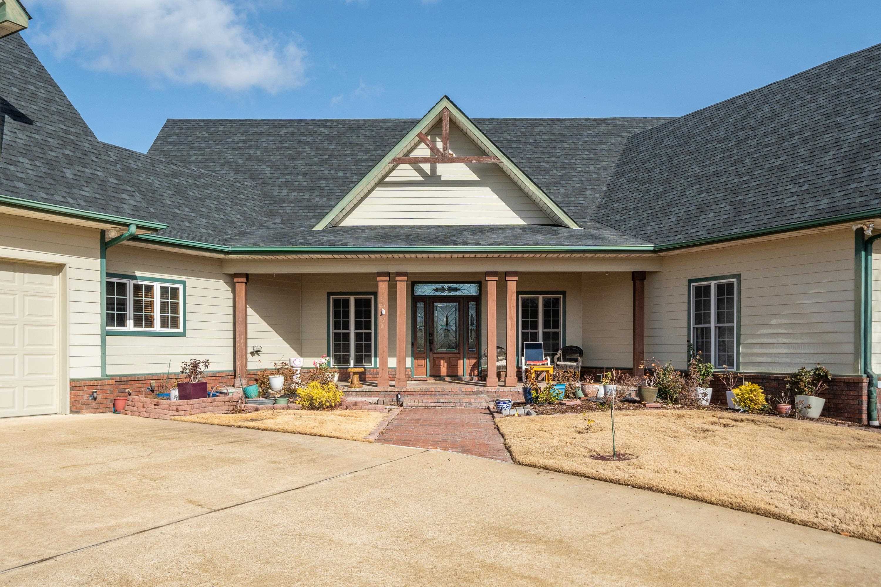 WOODLAND VALLEY ESTATES - Residential