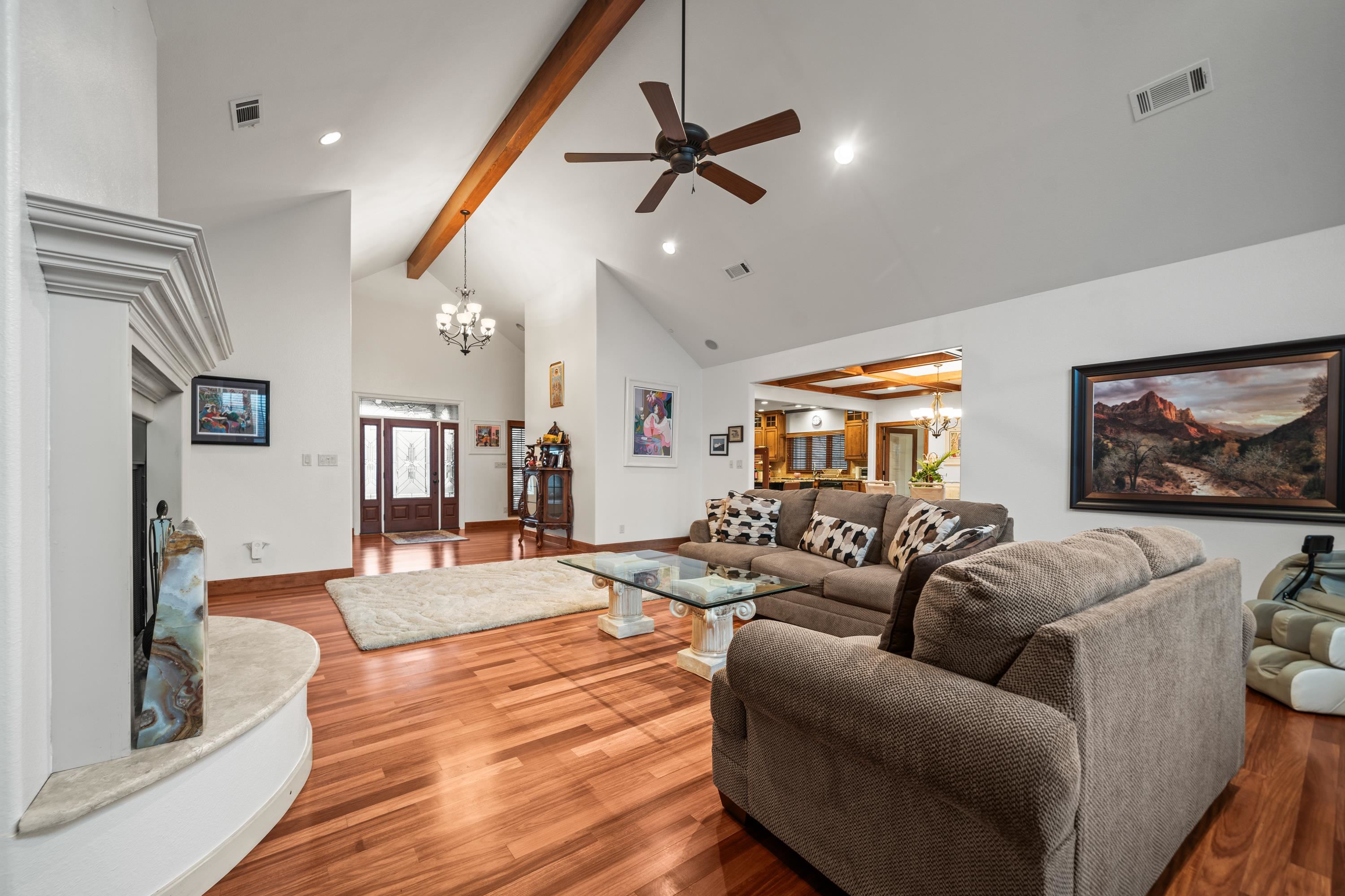 WOODLAND VALLEY ESTATES - Residential