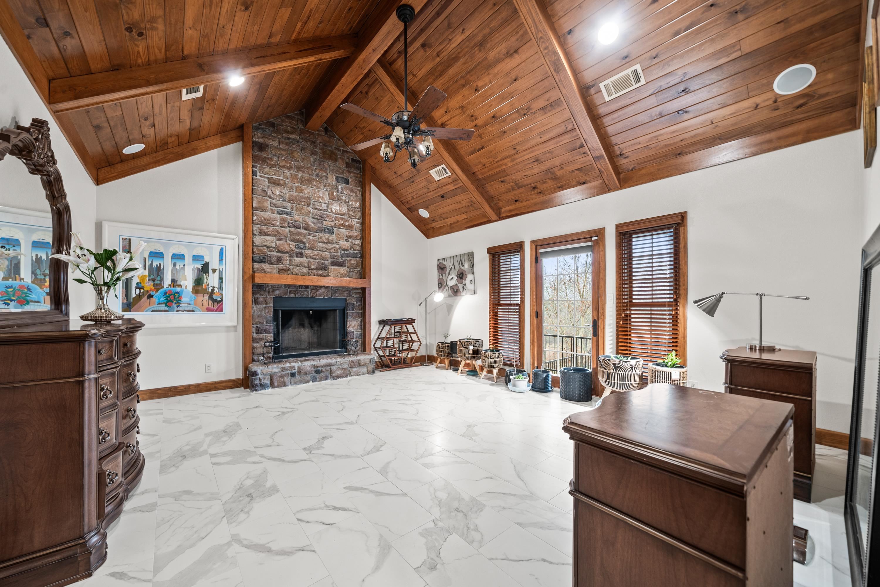 WOODLAND VALLEY ESTATES - Residential