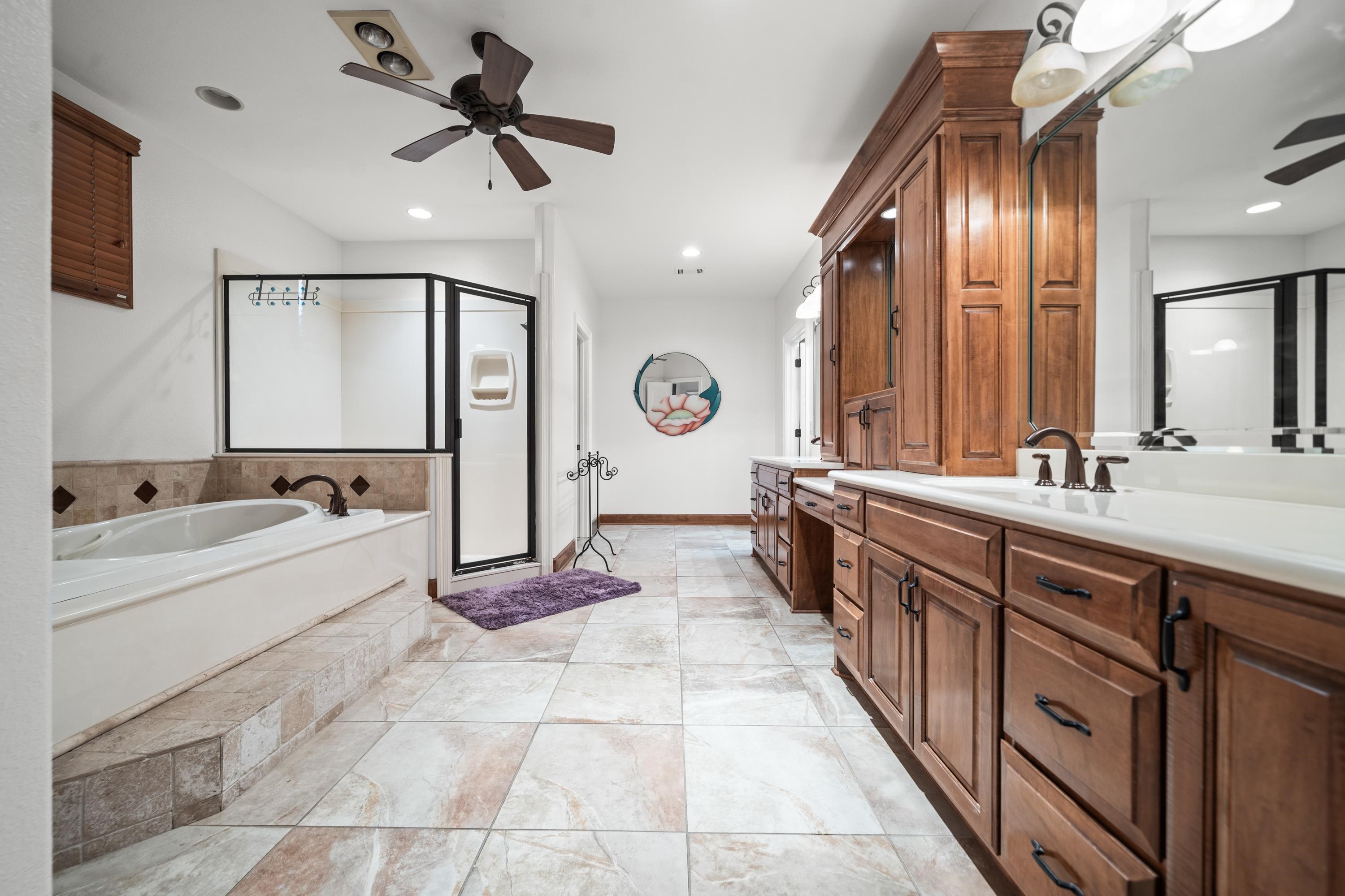 WOODLAND VALLEY ESTATES - Residential