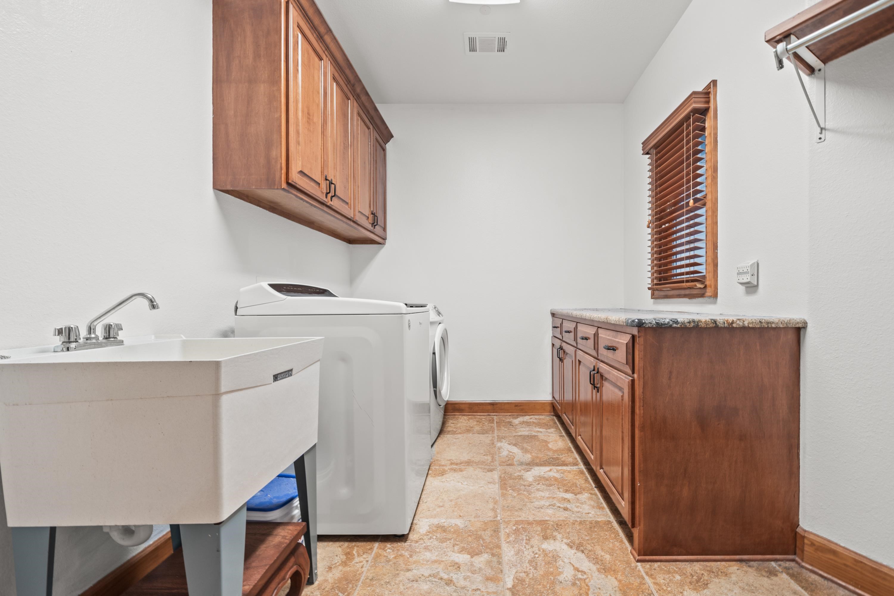 WOODLAND VALLEY ESTATES - Residential