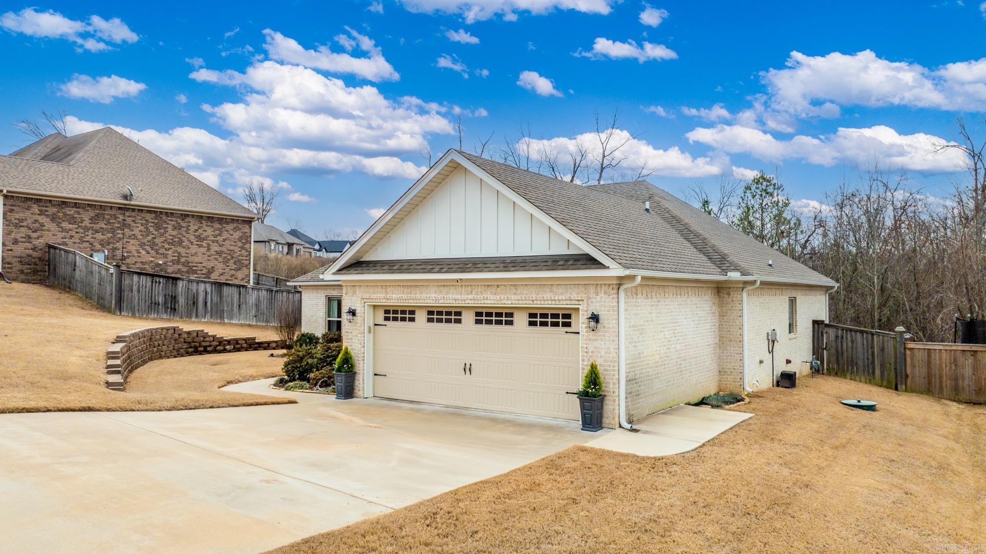 LOCHRIDGE ESTATES - Residential