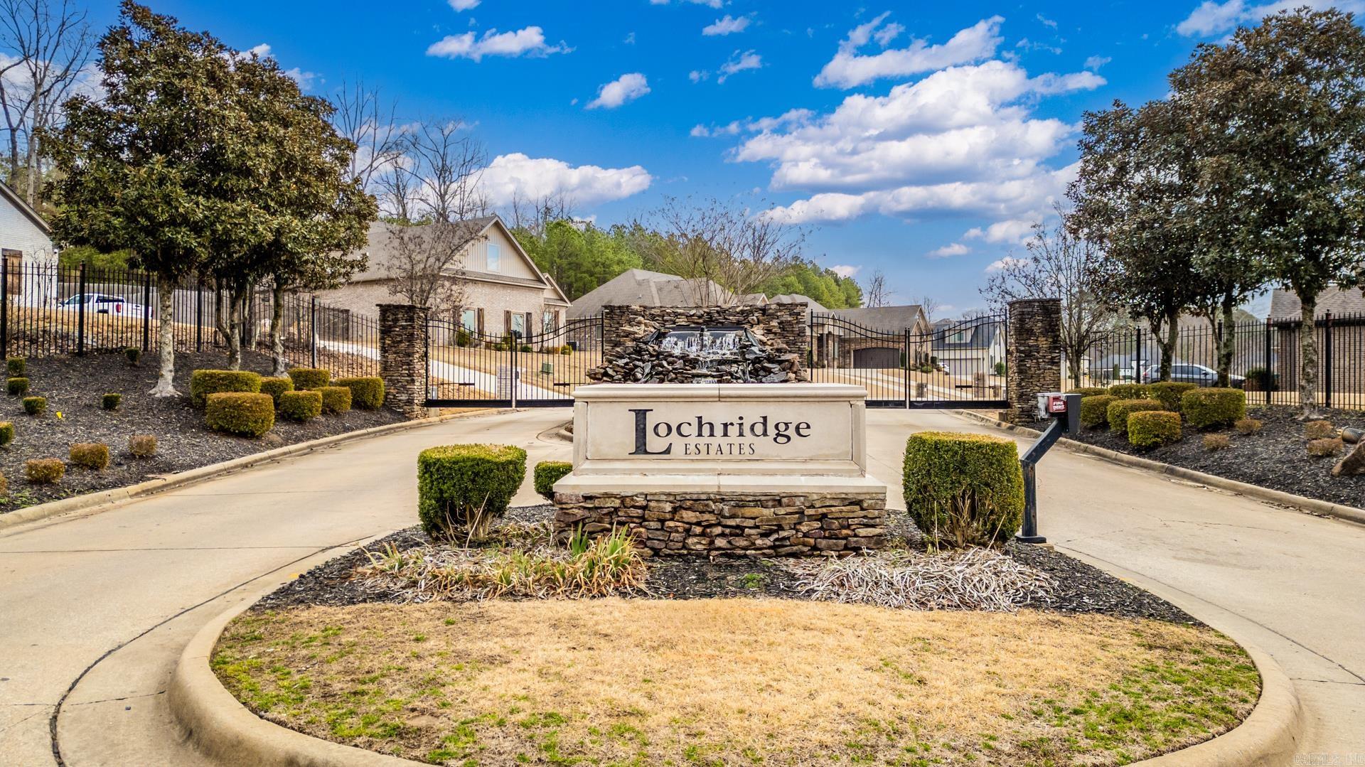 LOCHRIDGE ESTATES - Residential