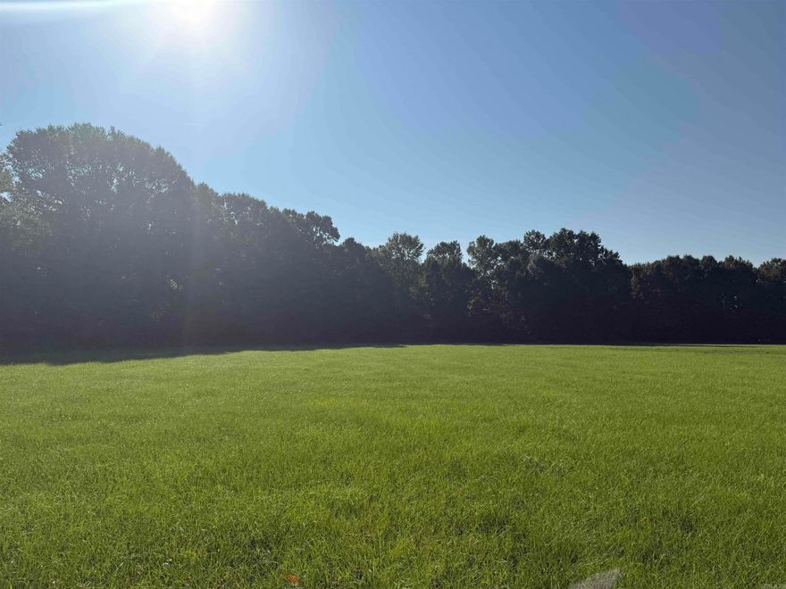 Great land currently utilized for cattle farming and hay baling. 11.63 of the acreage is in Enola city. Some of the acreage is in the flood Zone A. Approx 15 acres is across Hwy 107 on left side bordering 107, and Hackler utilities (water, gas, electric) are in the area.