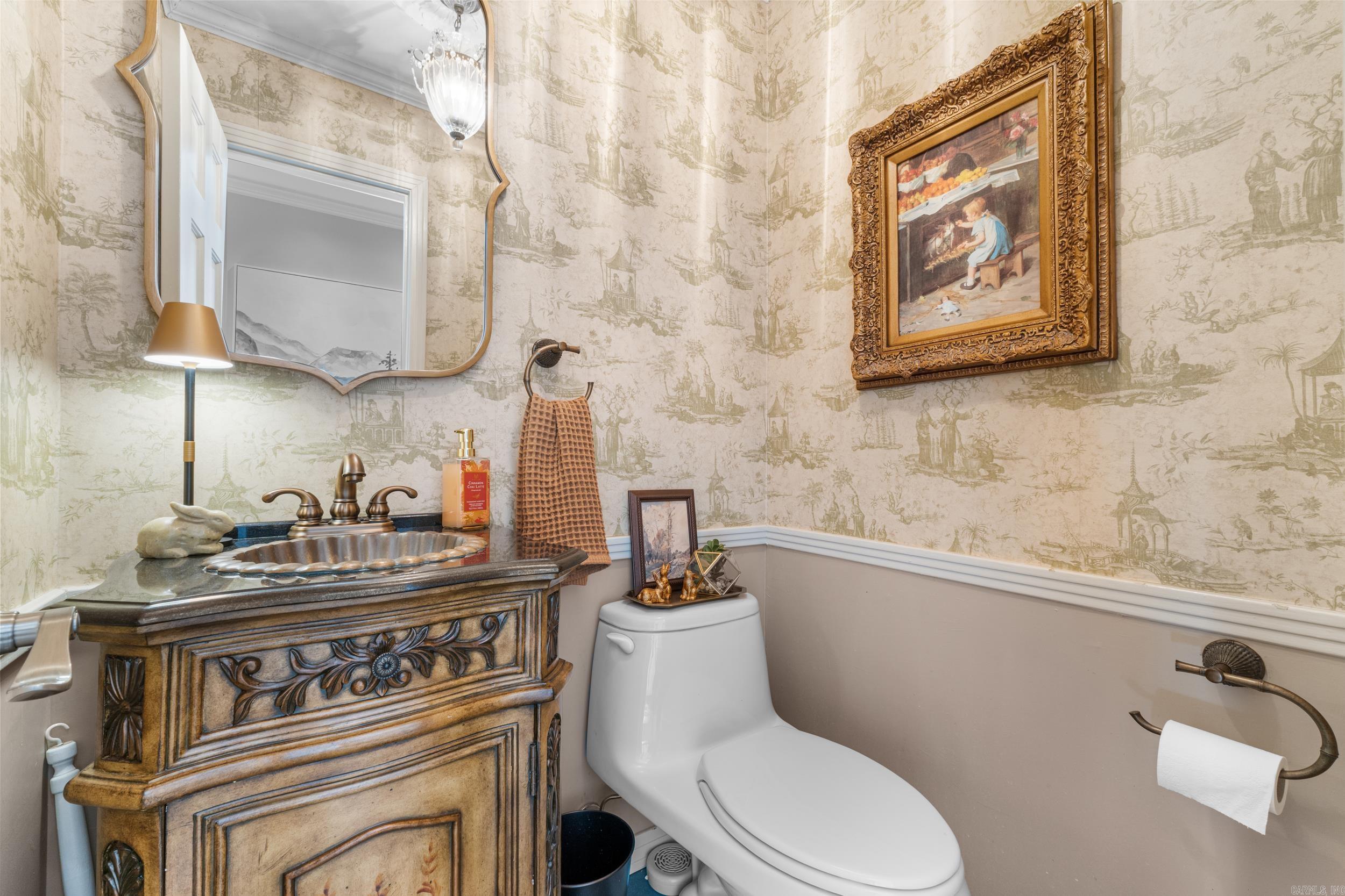 LEAWOOD MANOR - Residential