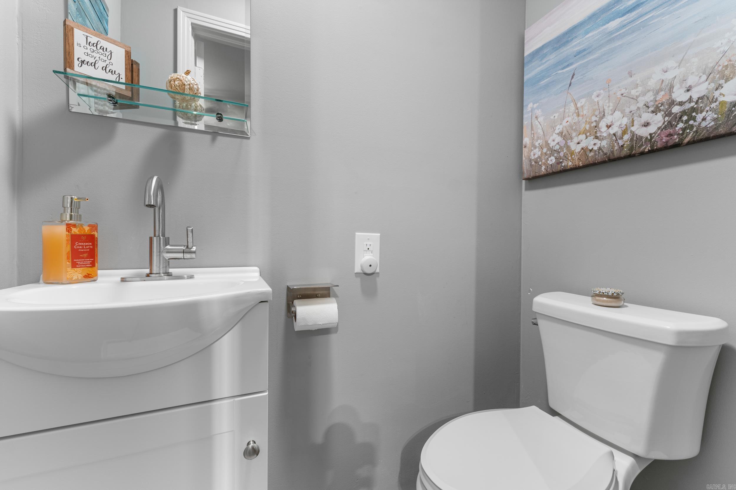 LEAWOOD MANOR - Residential