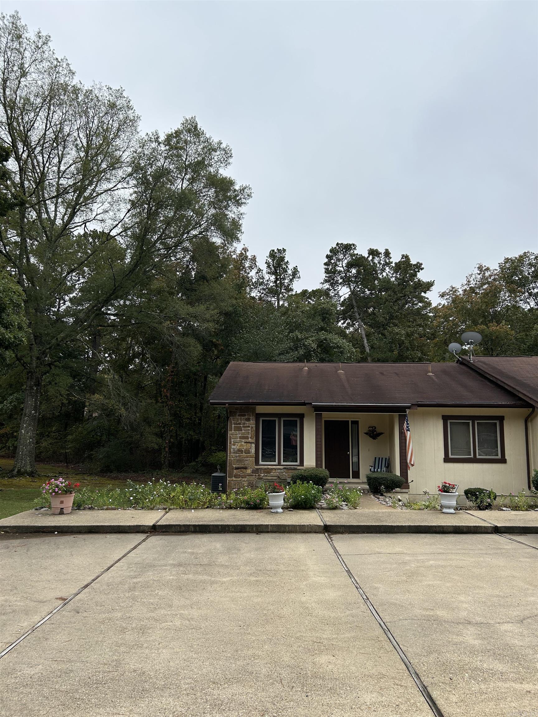 Majorca Courts - Residential