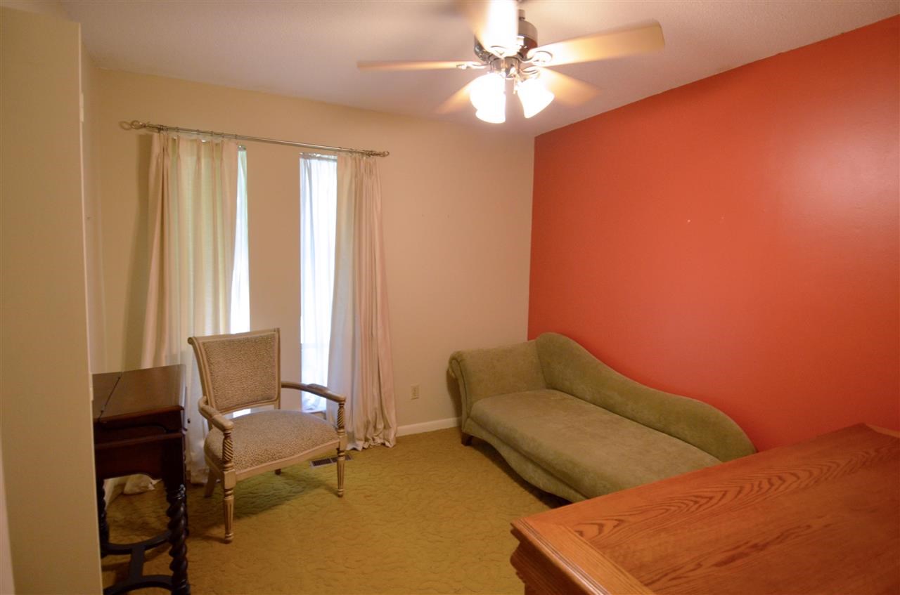 Lakeside Terrace - Residential