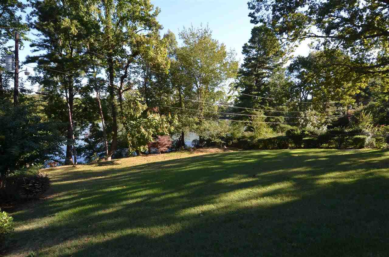 Lakeside Terrace - Residential